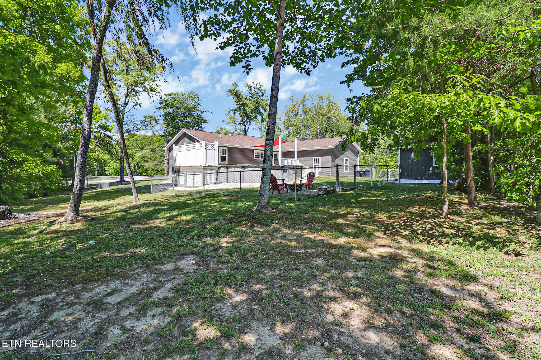 874 Deer Lodge Highway Clarkrange TN 38553