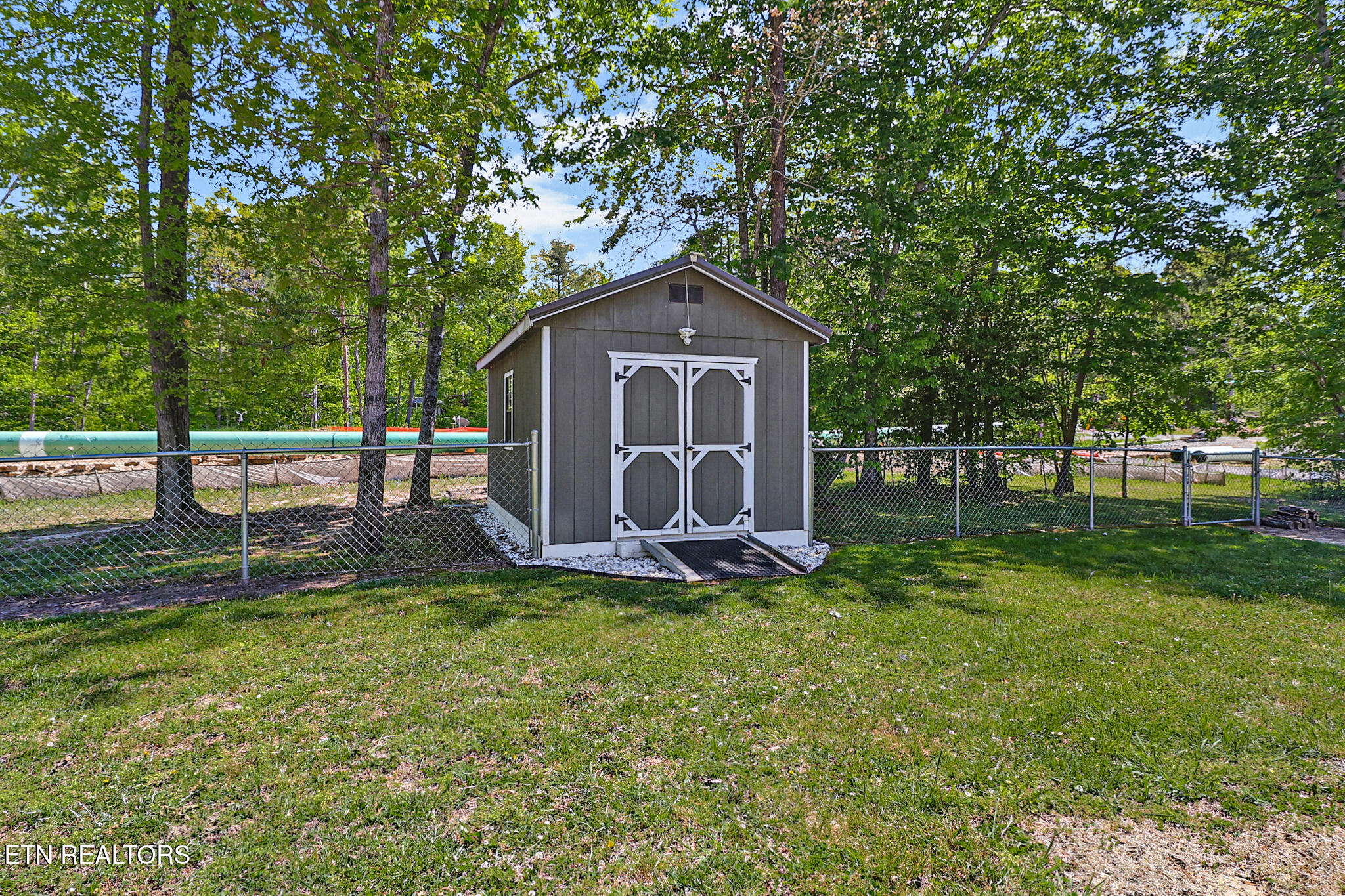 874 Deer Lodge Highway Clarkrange TN 38553