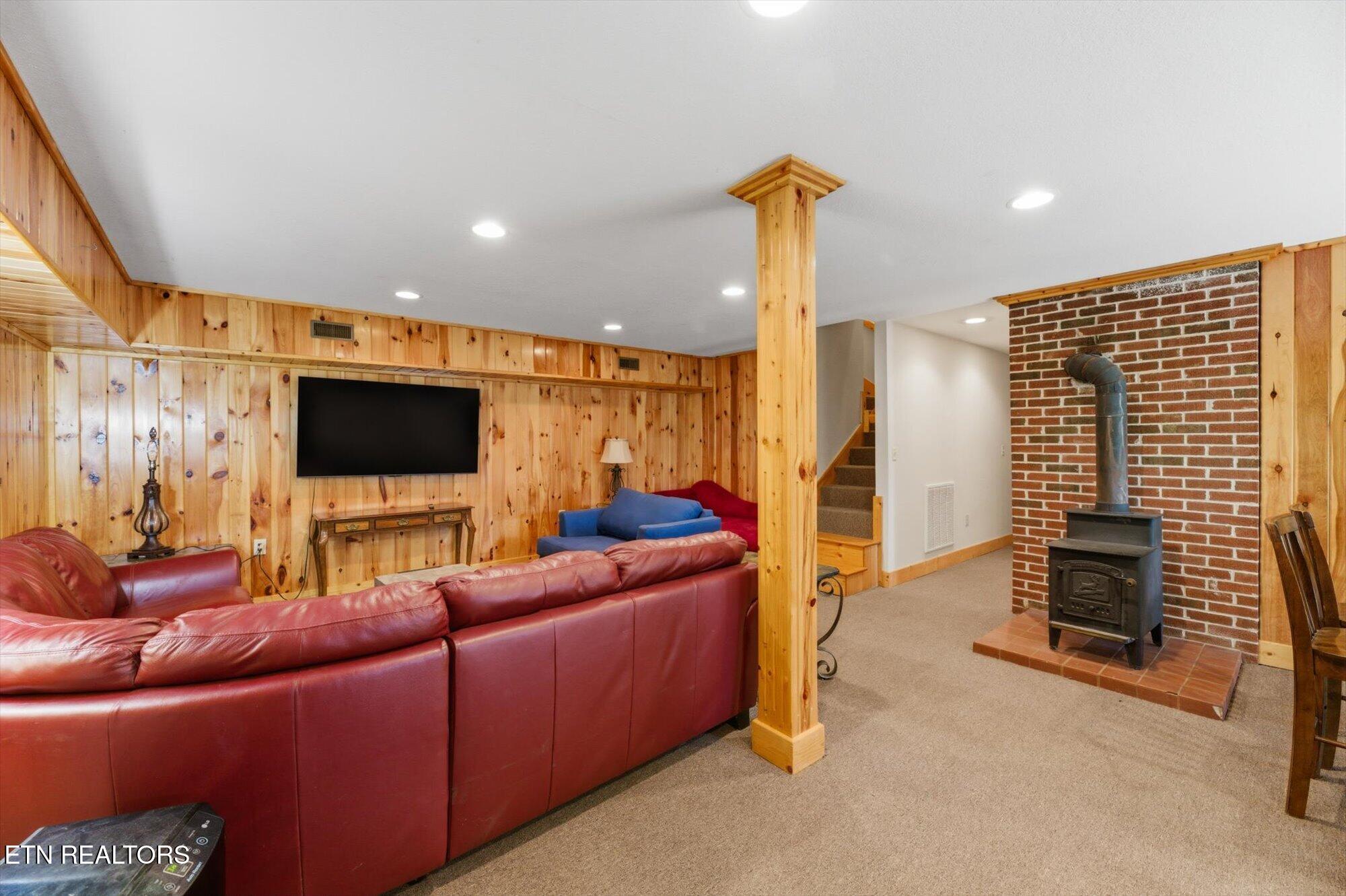 477 Perimeter Road Benton TN 37307