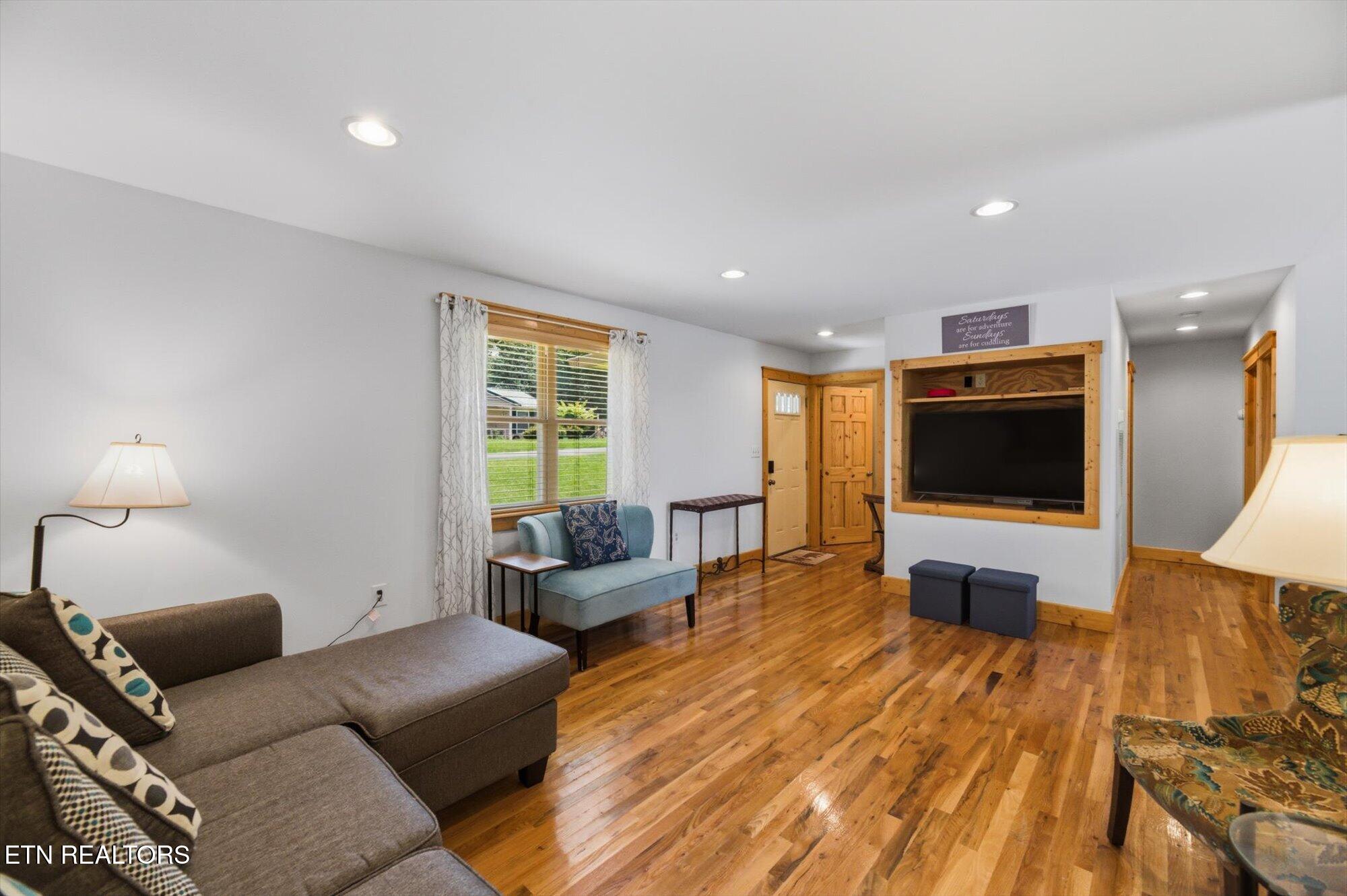 477 Perimeter Road Benton TN 37307