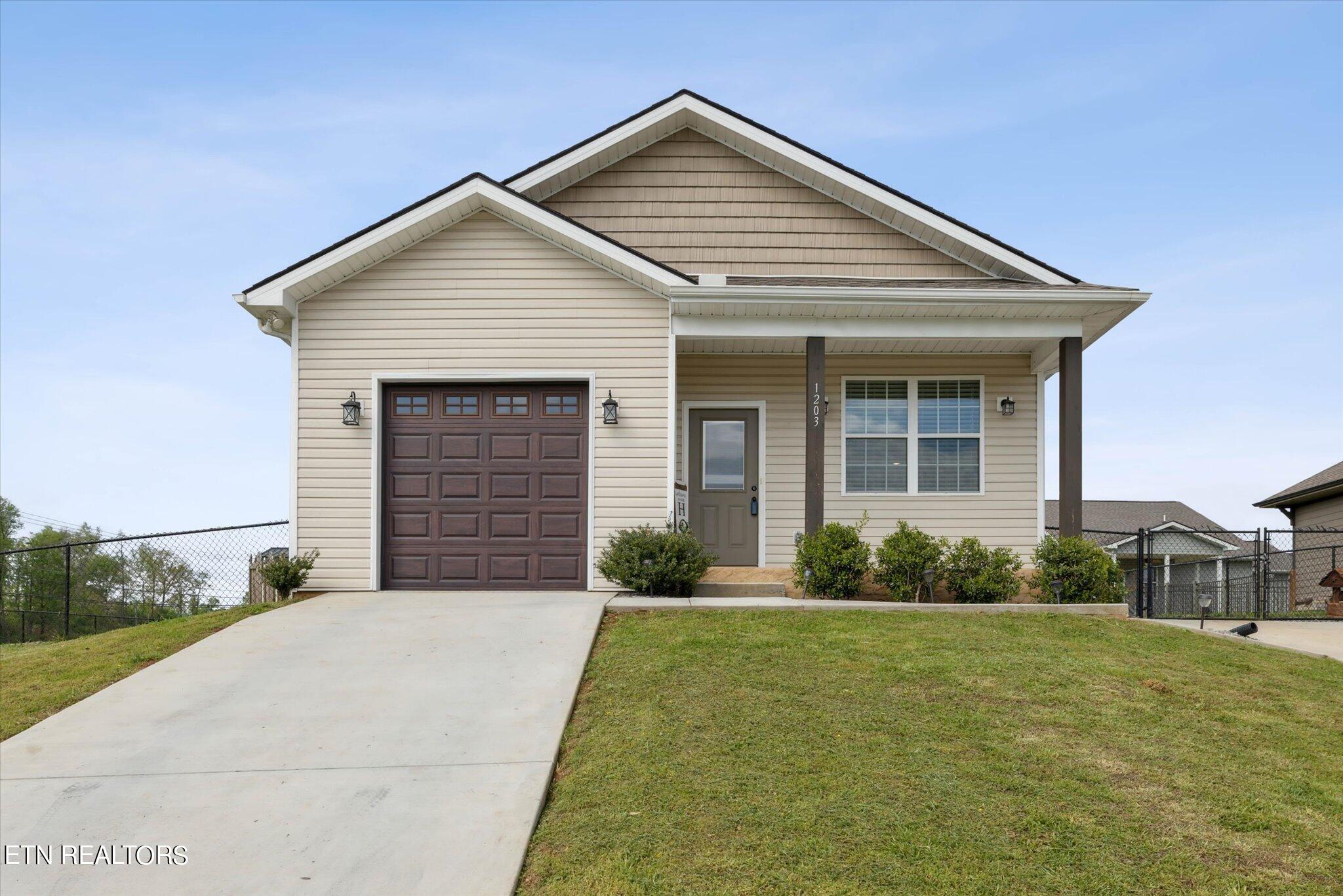 1203 Beaumont Avenue Sevierville TN 37876