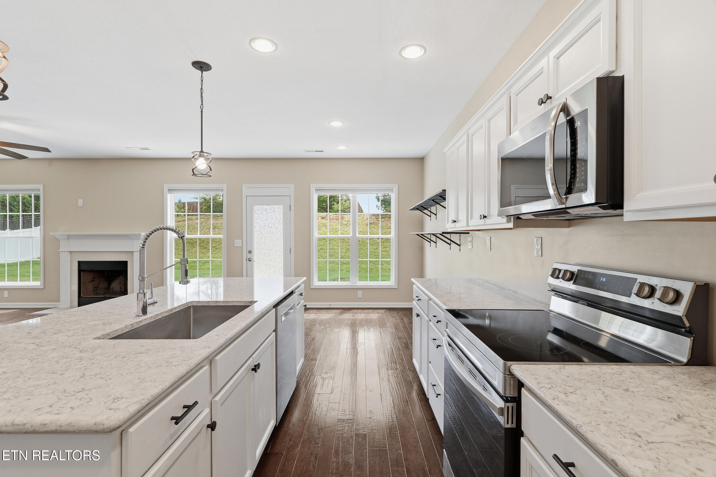 913 Brookwood Lane Maryville TN 37801