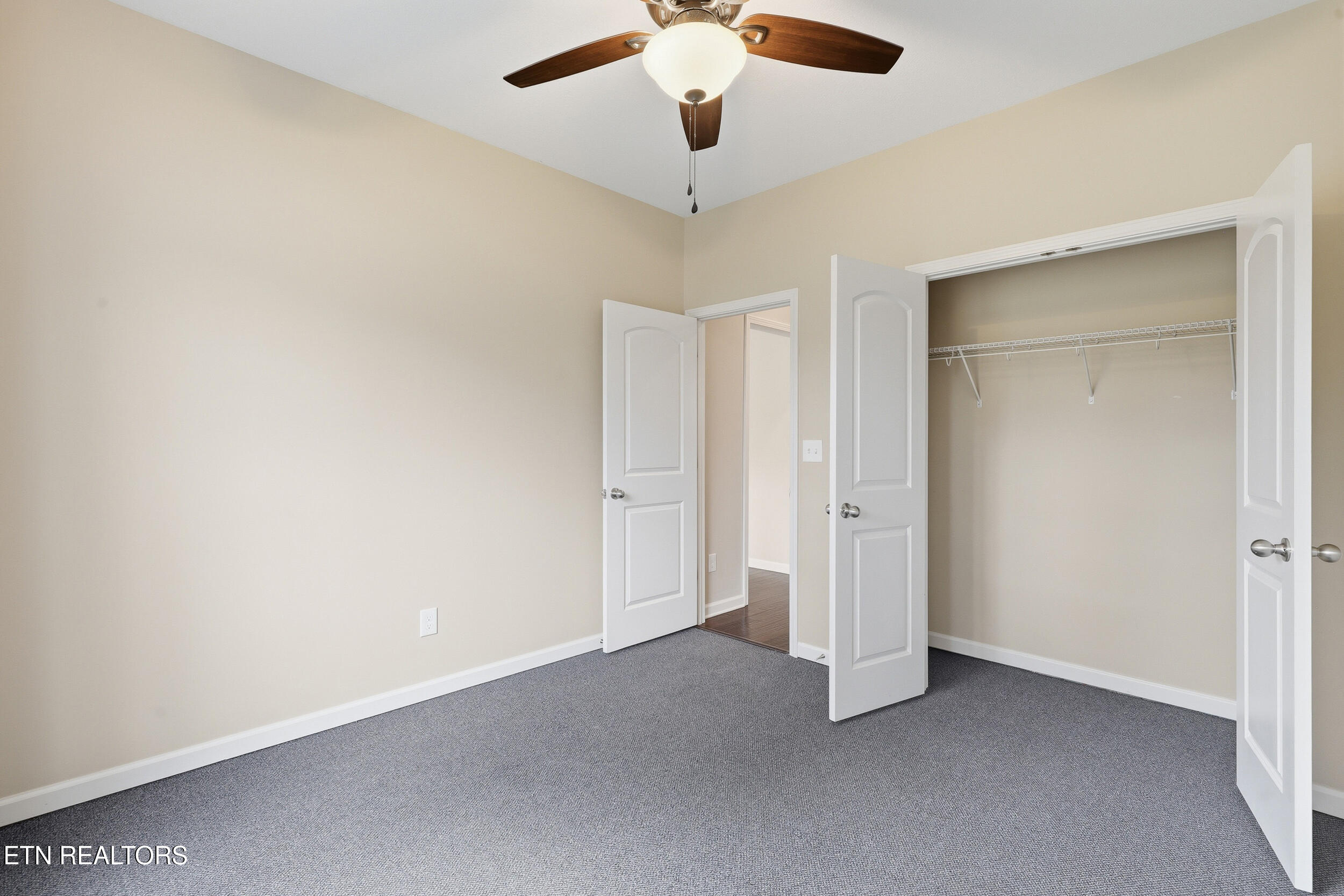 913 Brookwood Lane Maryville TN 37801