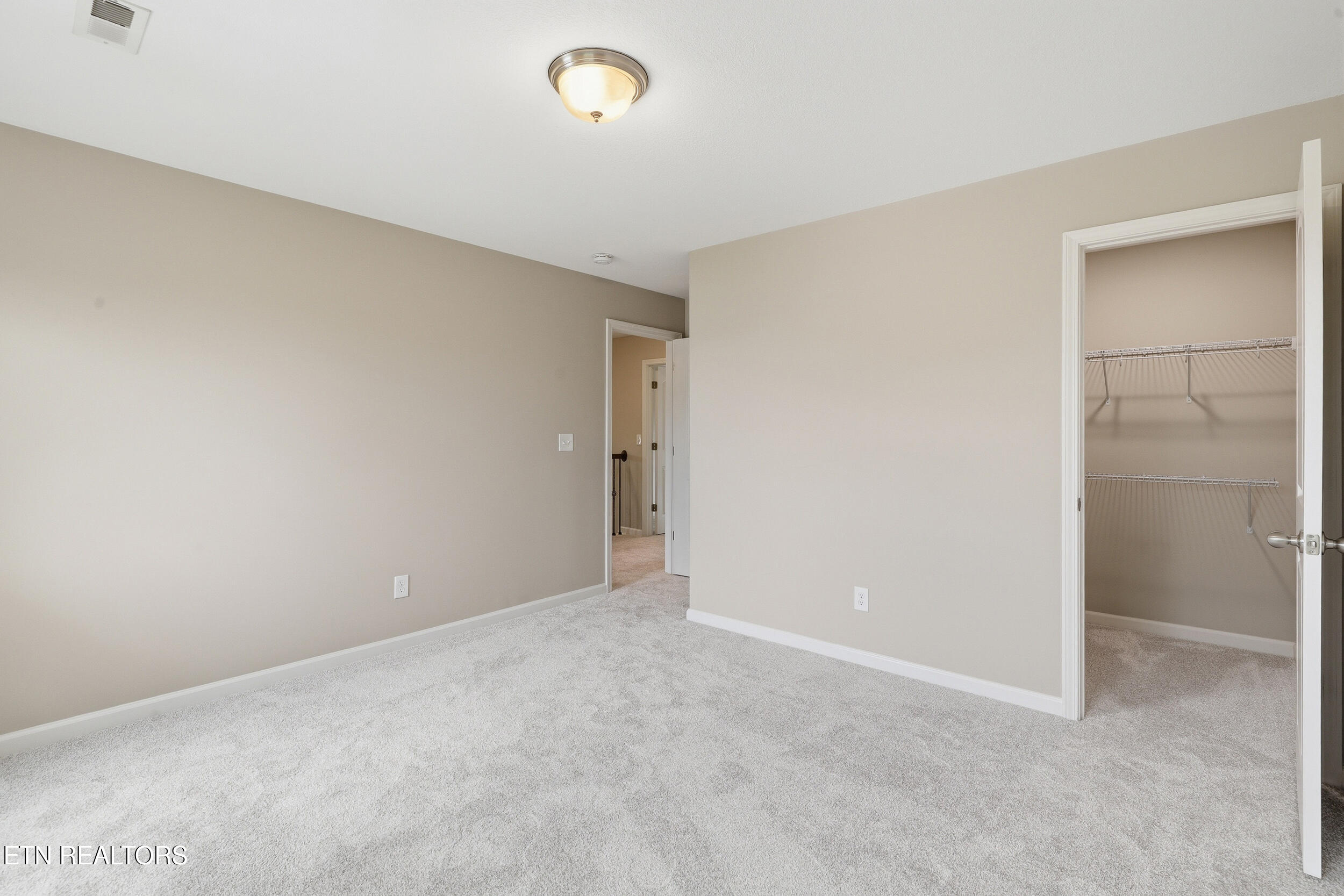 913 Brookwood Lane Maryville TN 37801