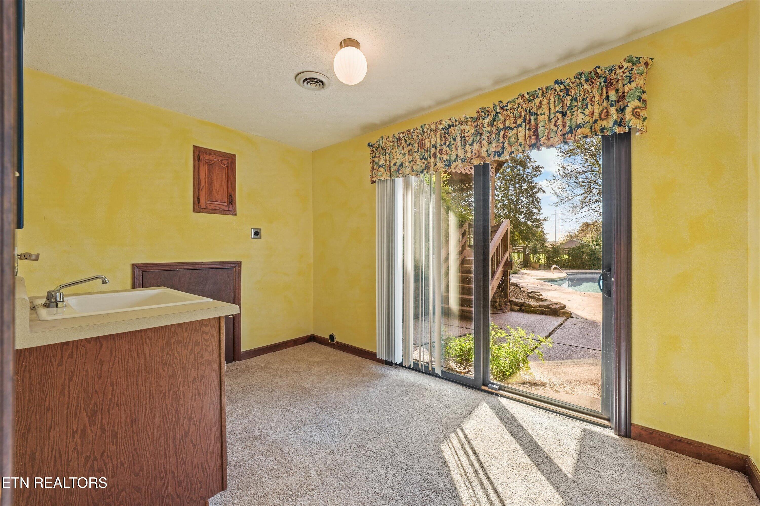 3098 Norris Freeway Andersonville TN 37705