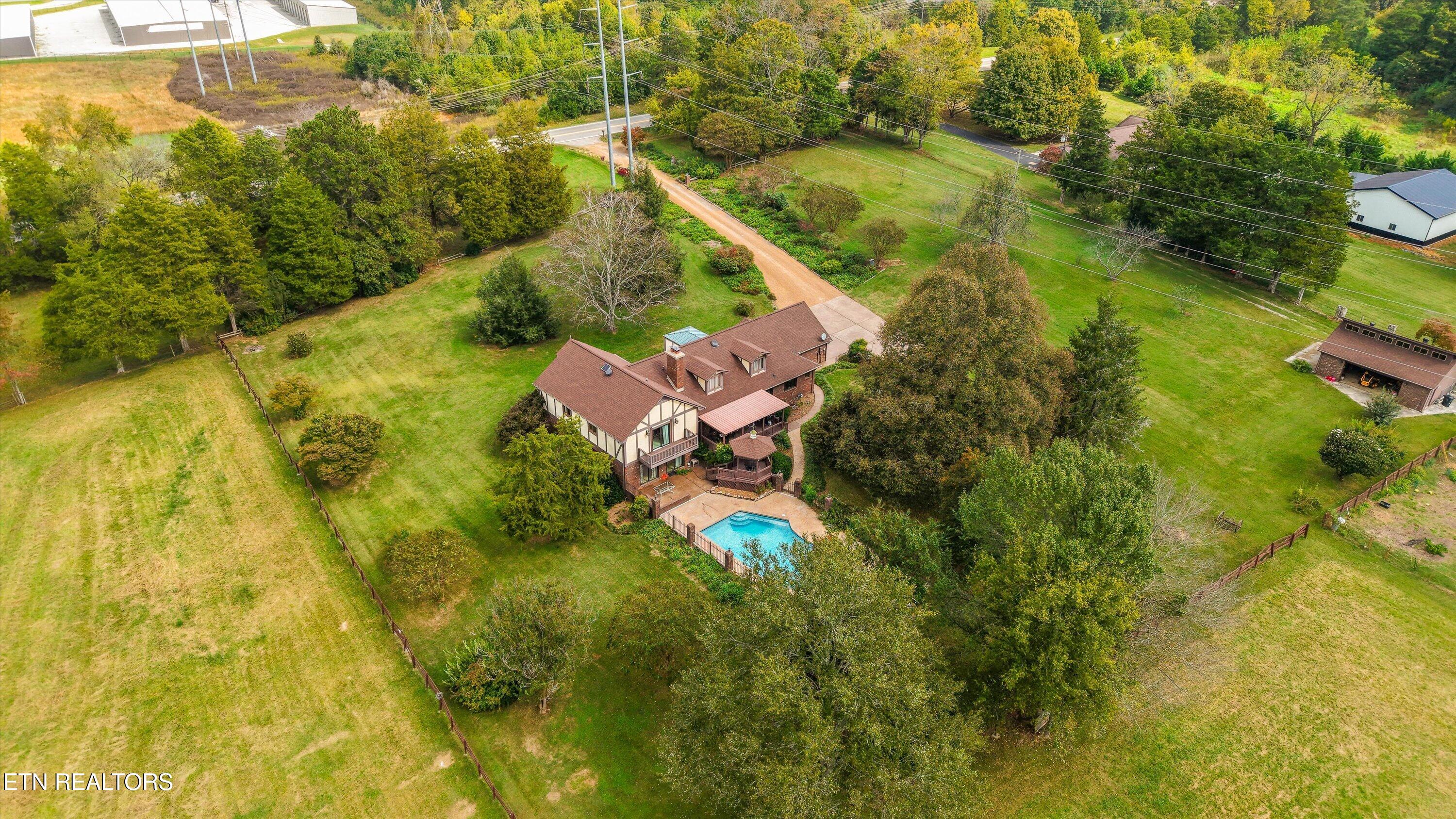 3098 Norris Freeway Andersonville TN 37705