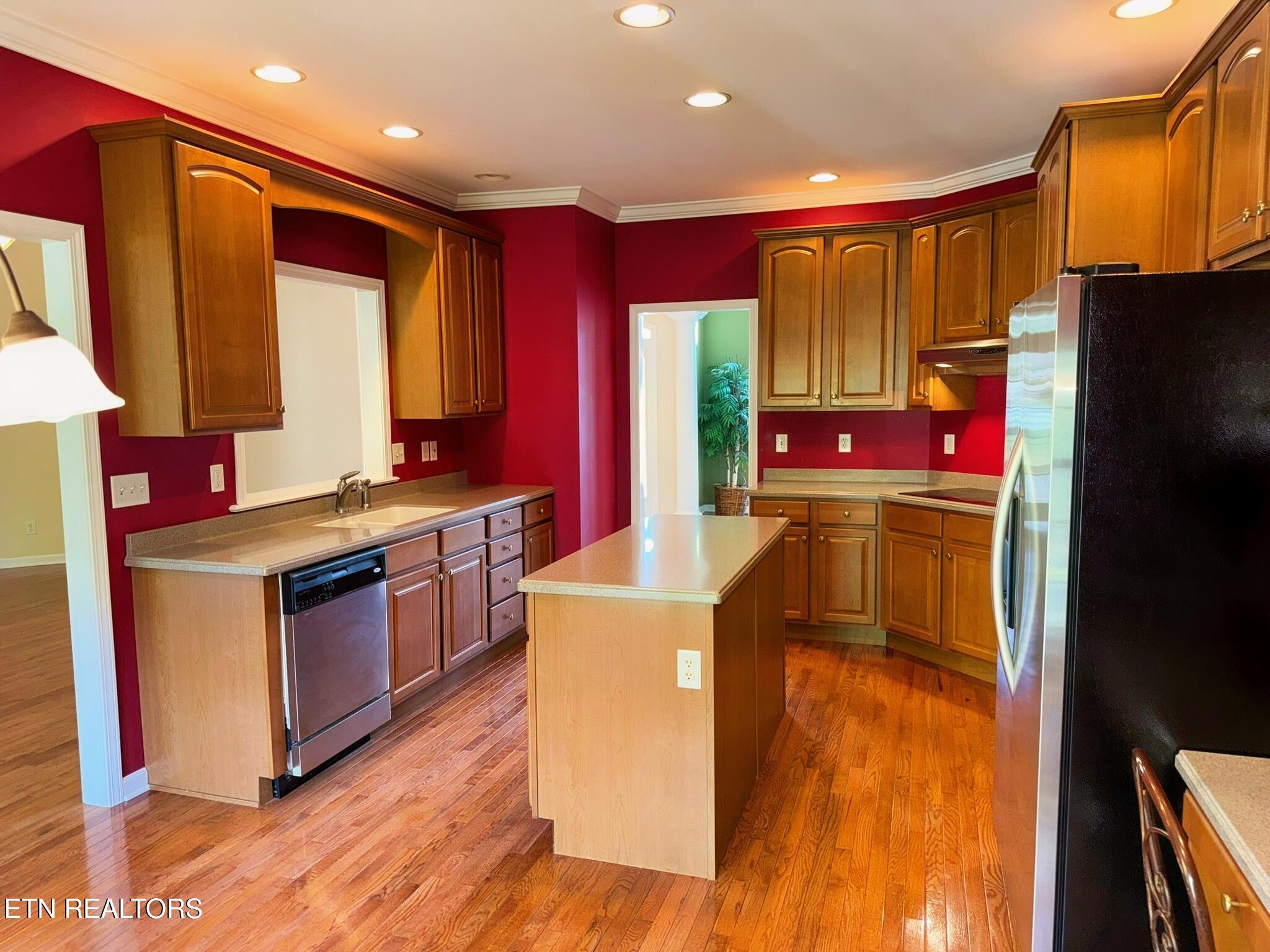 267 Paradise Lane Jacksboro TN 37757
