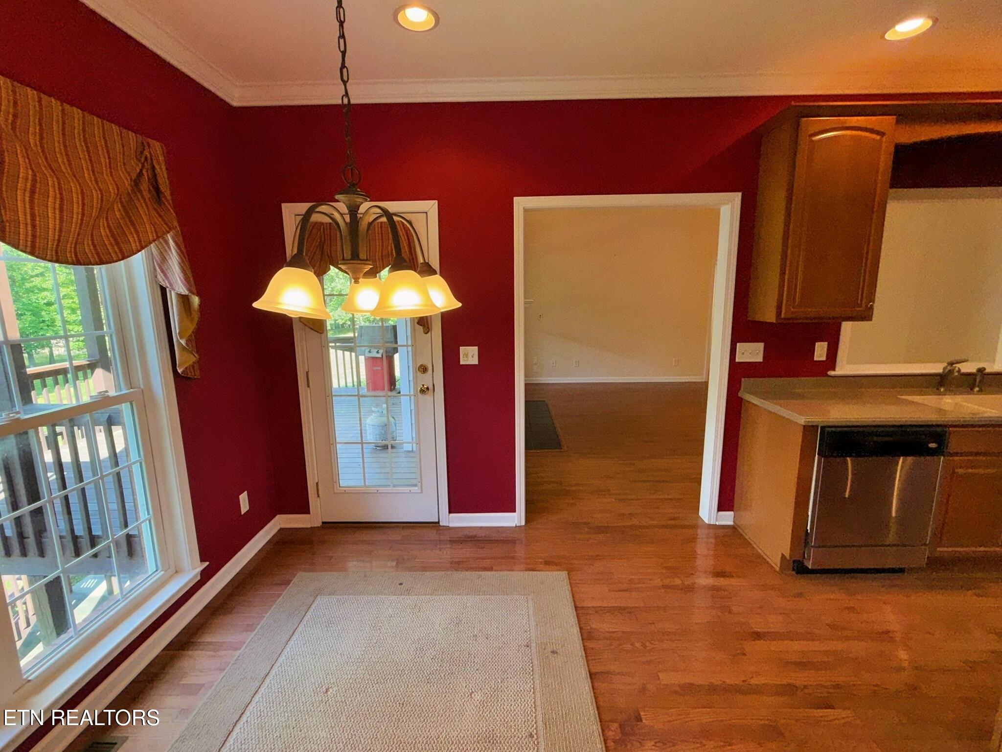 267 Paradise Lane Jacksboro TN 37757