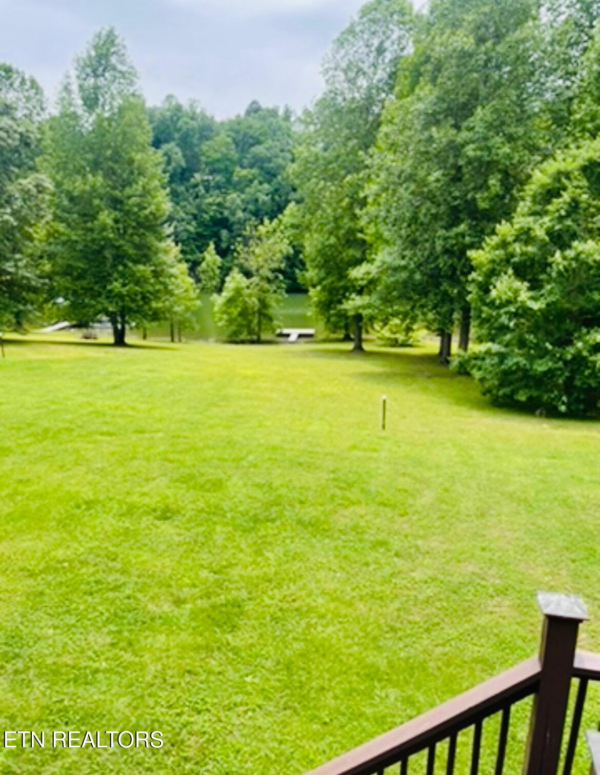 267 Paradise Lane Jacksboro TN 37757