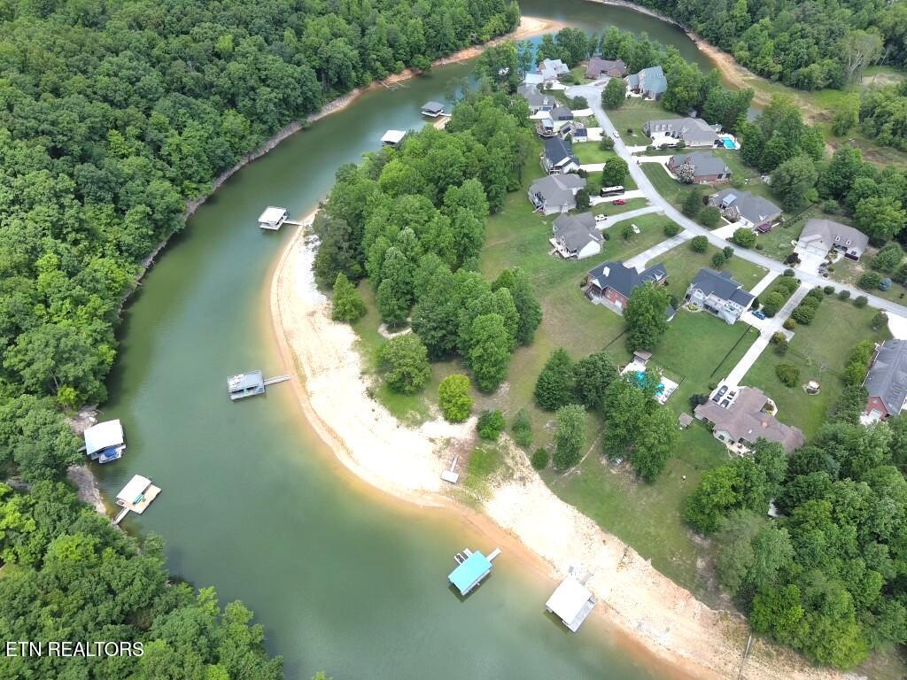267 Paradise Lane Jacksboro TN 37757