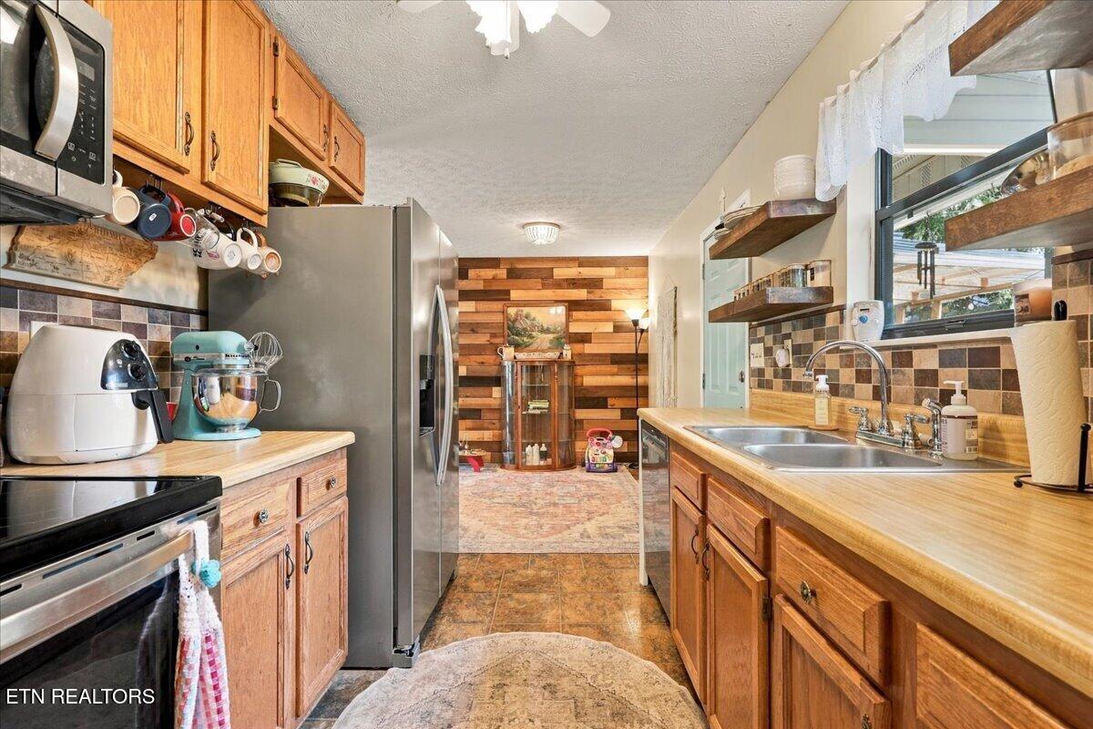 504 Highland View Drive Knoxville TN 37920