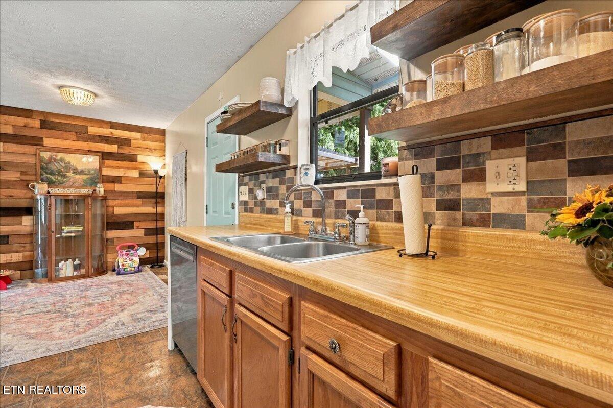504 Highland View Drive Knoxville TN 37920
