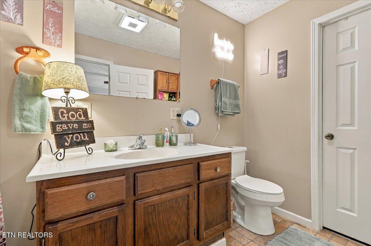 504 Highland View Drive Knoxville TN 37920