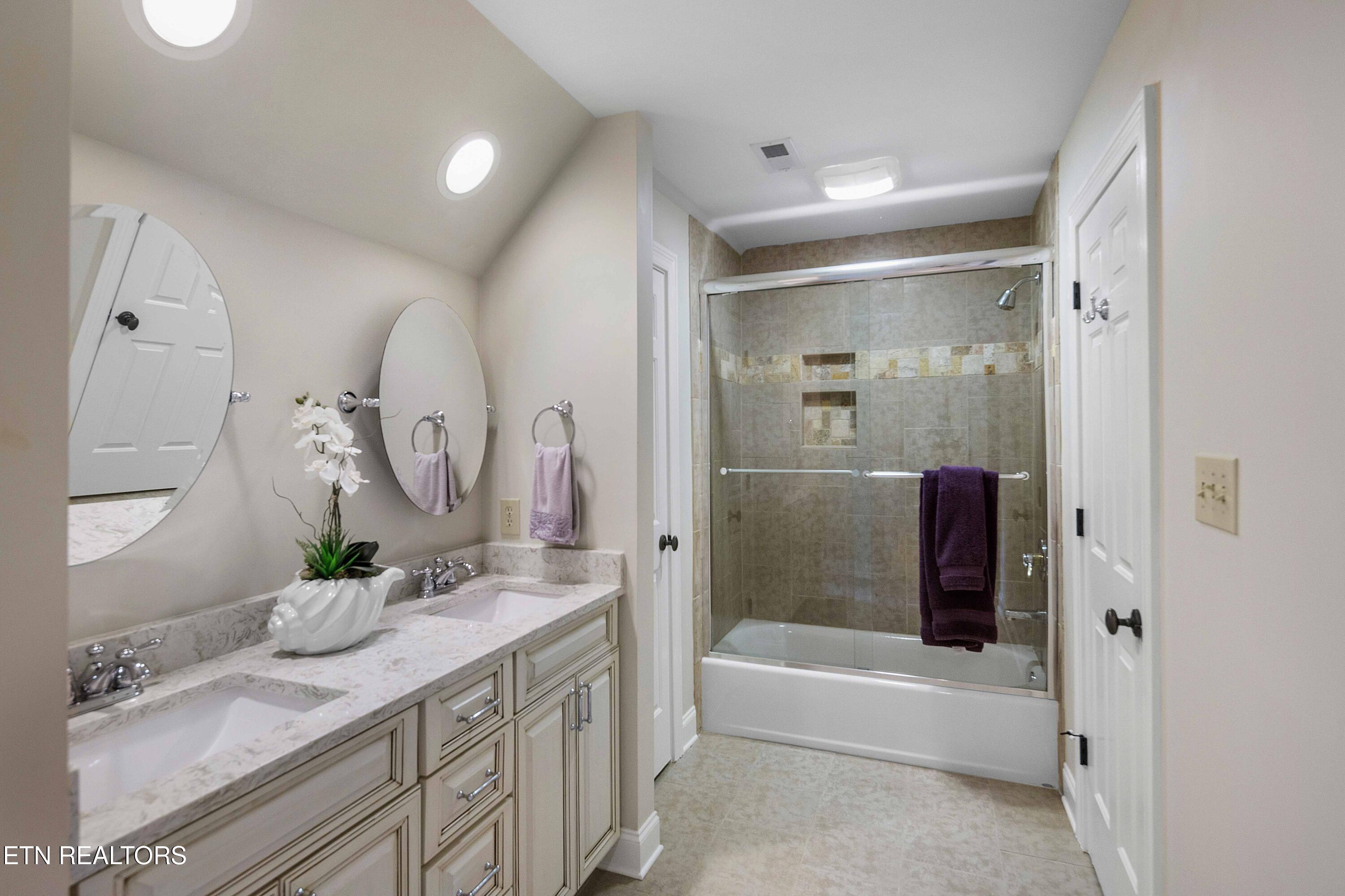 5316 Bent River Boulevard Knoxville TN 37919