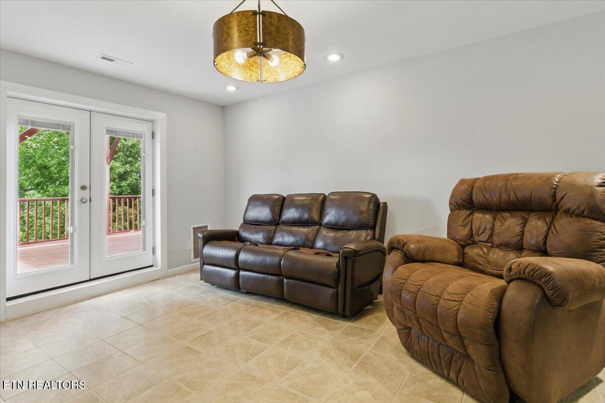 262 Cresent Street Harrogate TN 37752