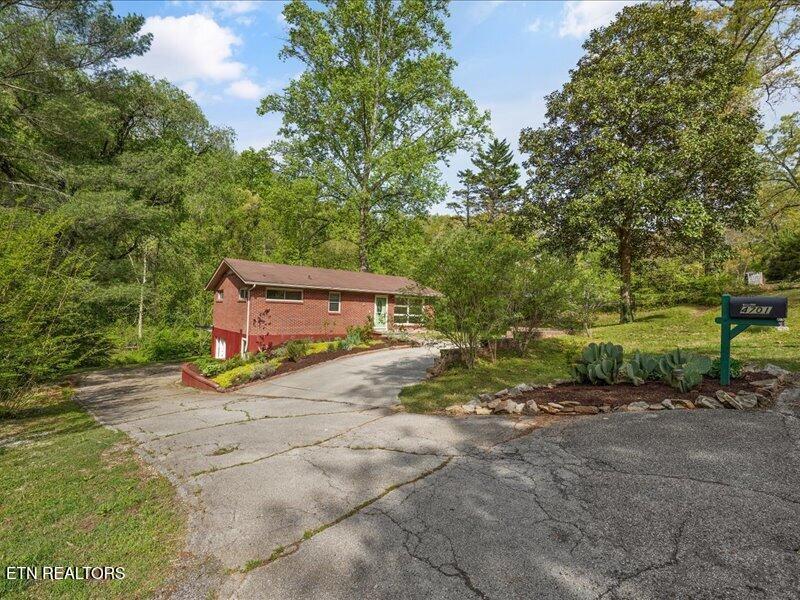 4701 Hilltop Road Knoxville TN 37920