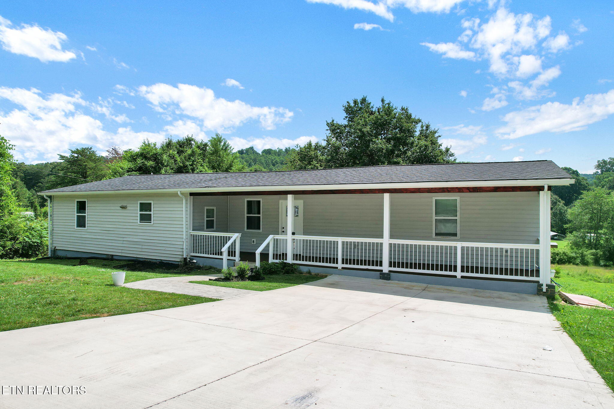 200 Queens Lane Decatur TN 37322