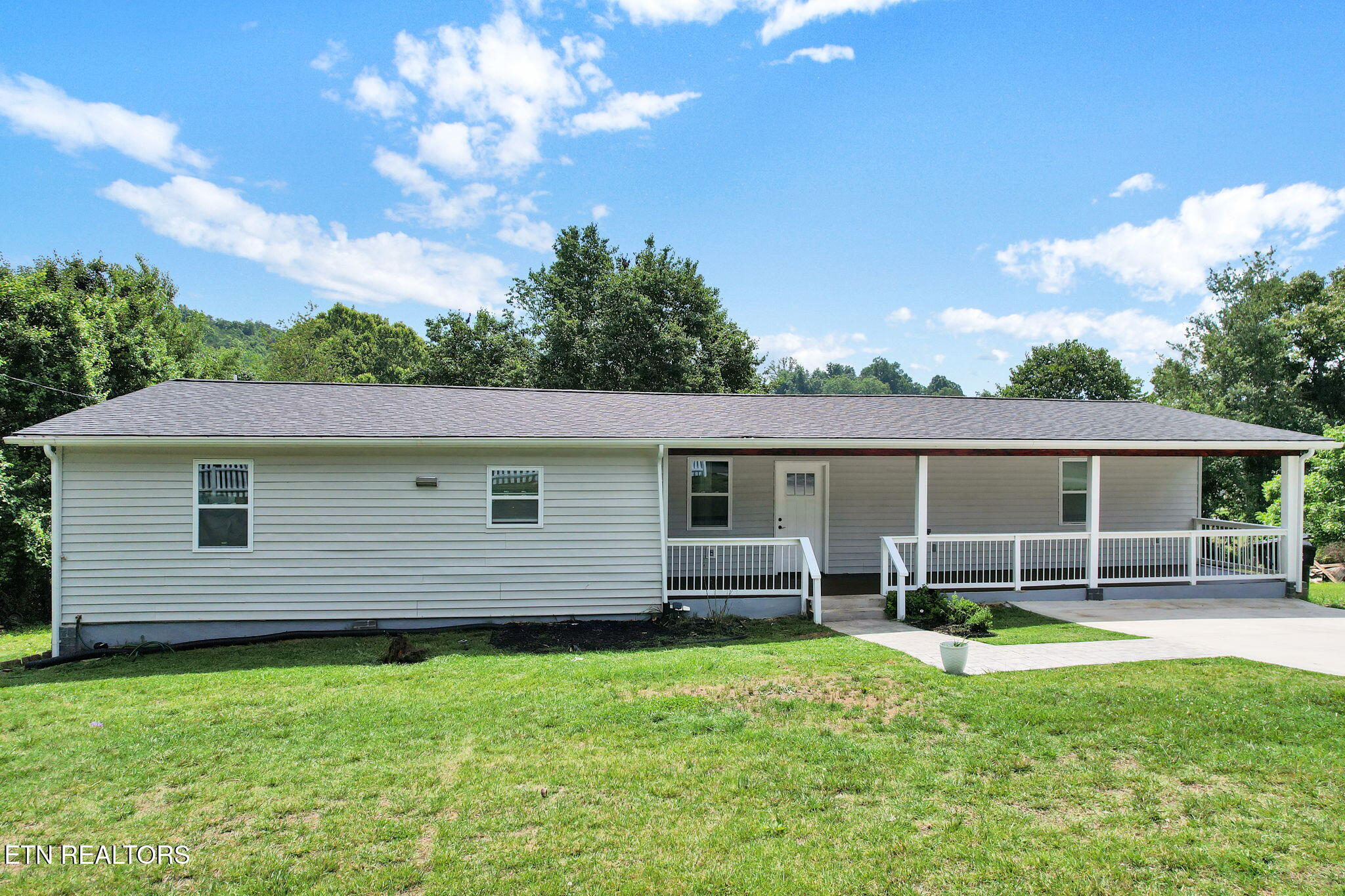 200 Queens Lane Decatur TN 37322