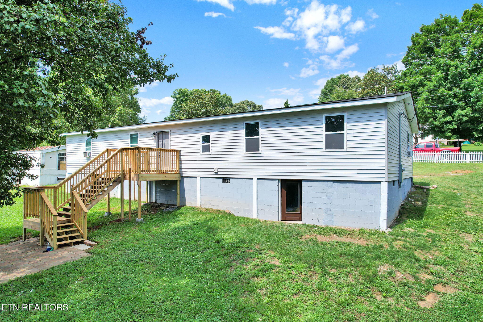 200 Queens Lane Decatur TN 37322