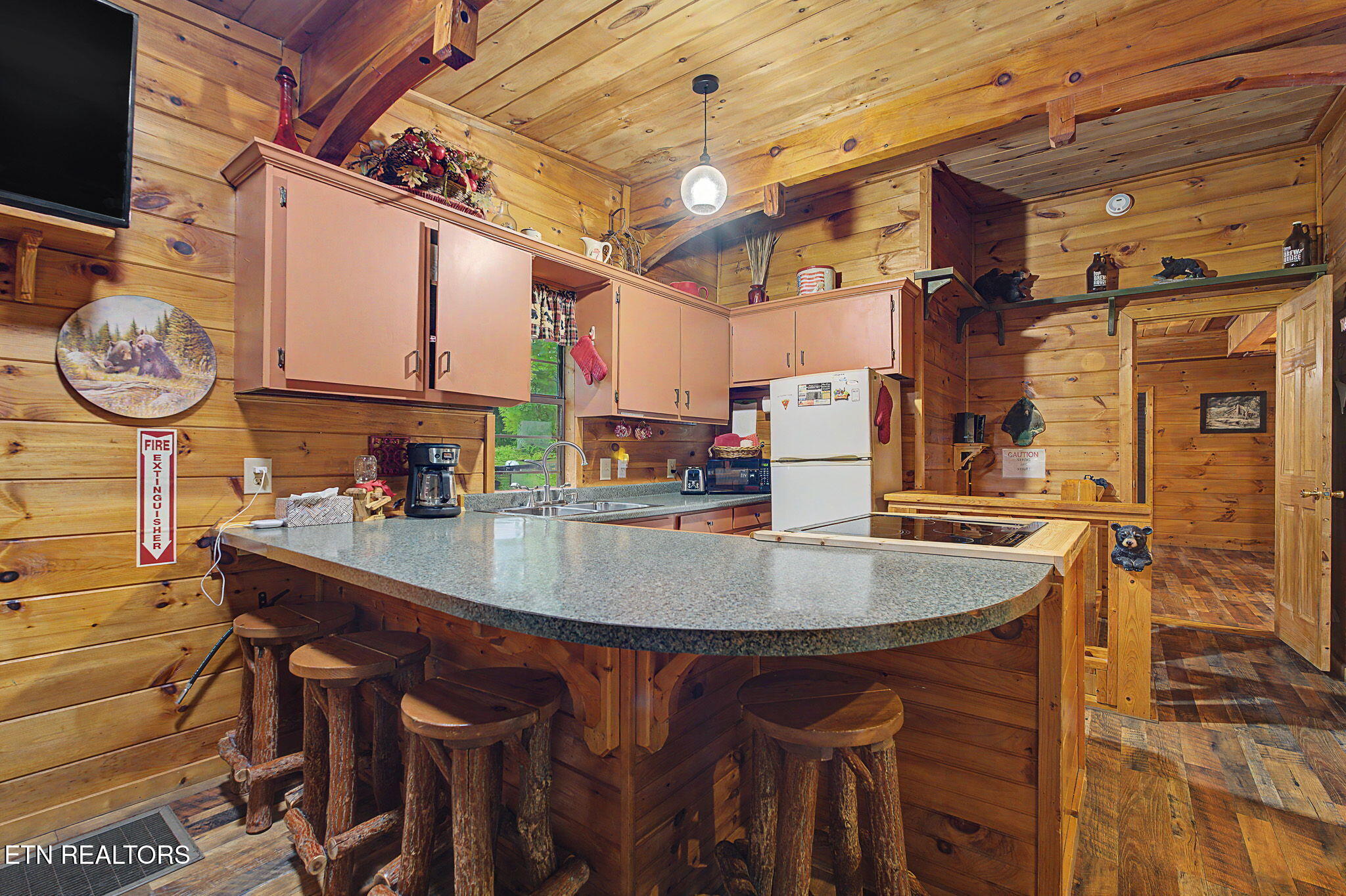 1128 Ridgefield Drive Sevierville TN 37876