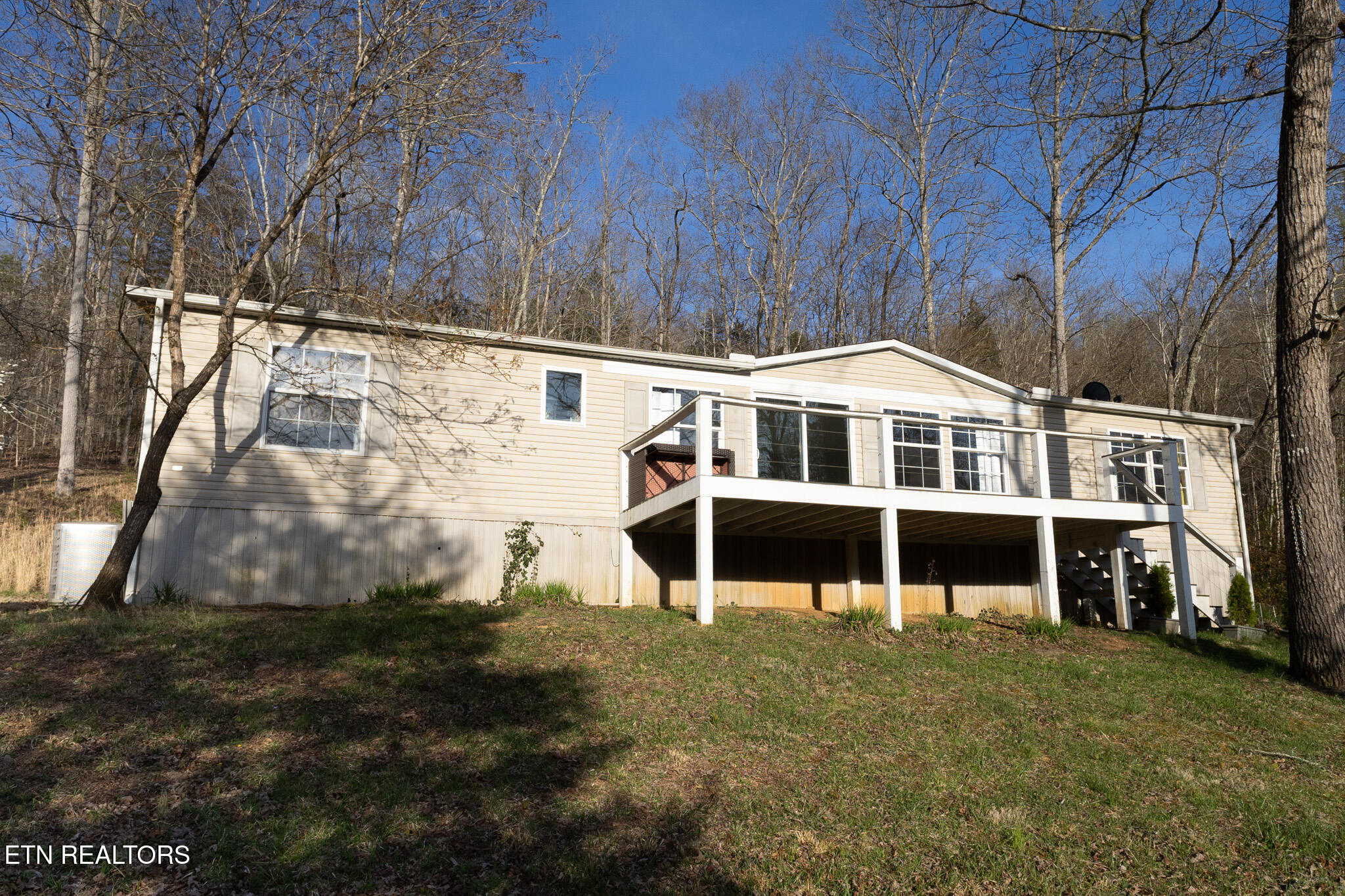 251 Last Lz Lane Speedwell TN 37870