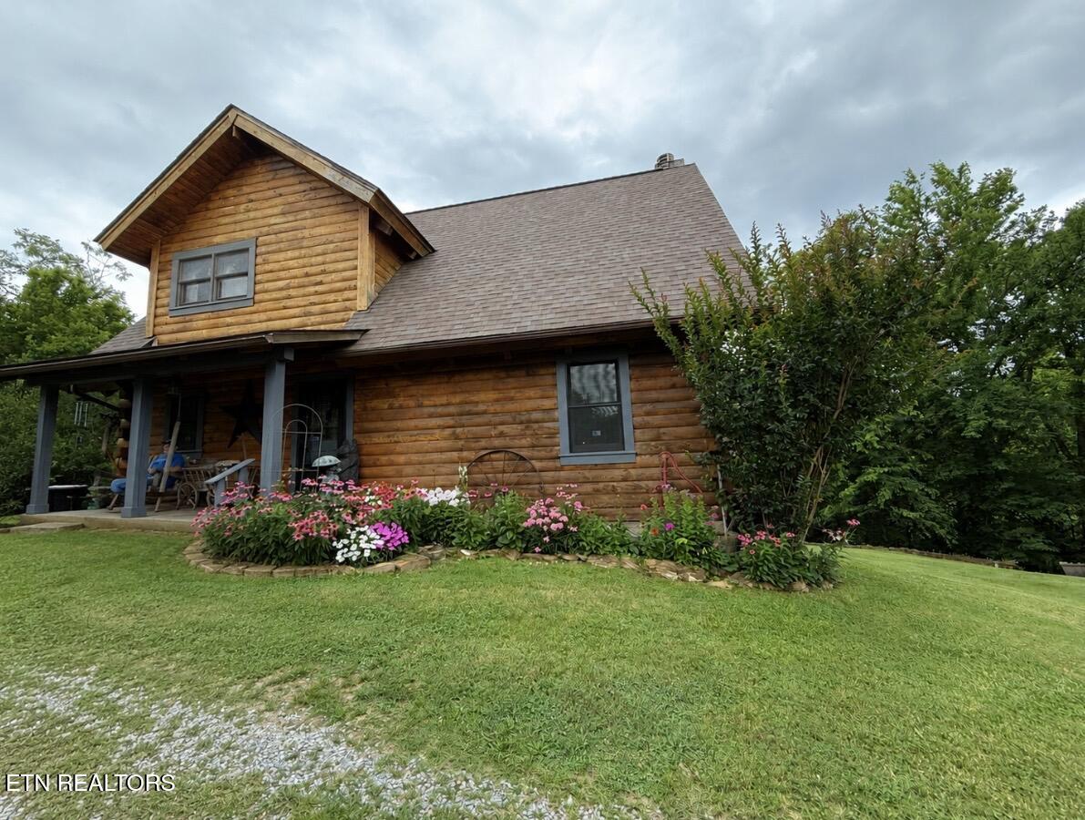 507 Peacock Way Parrottsville TN 37843