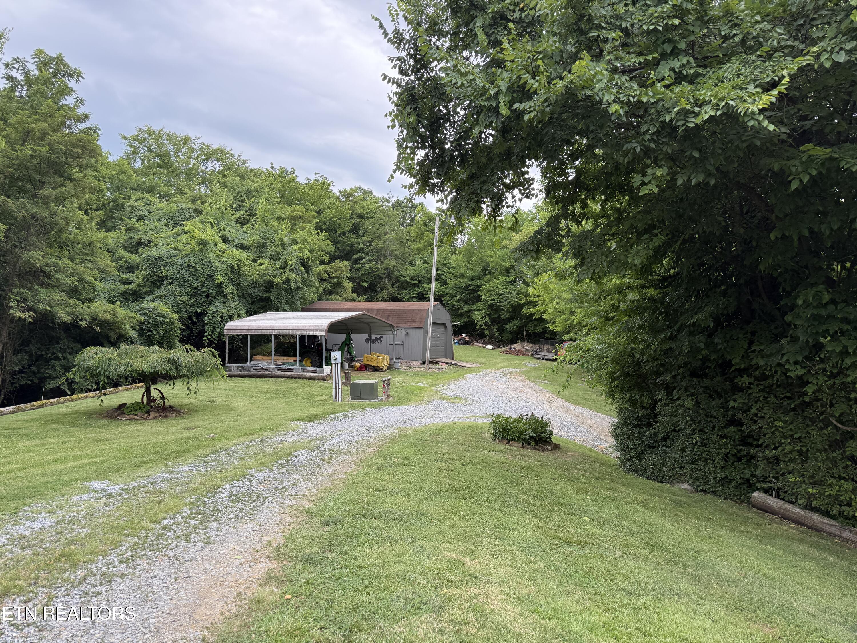 507 Peacock Way Parrottsville TN 37843