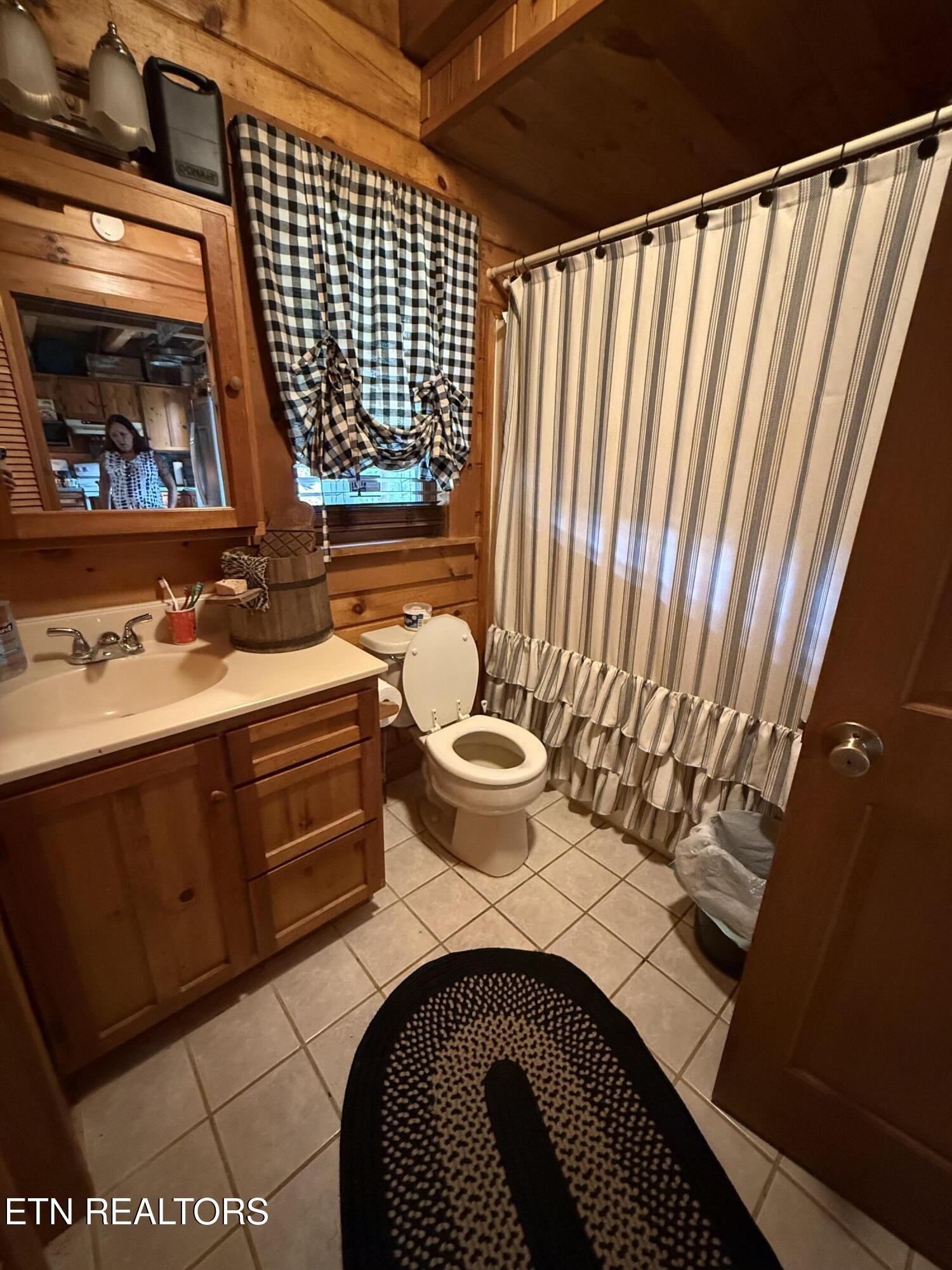 507 Peacock Way Parrottsville TN 37843