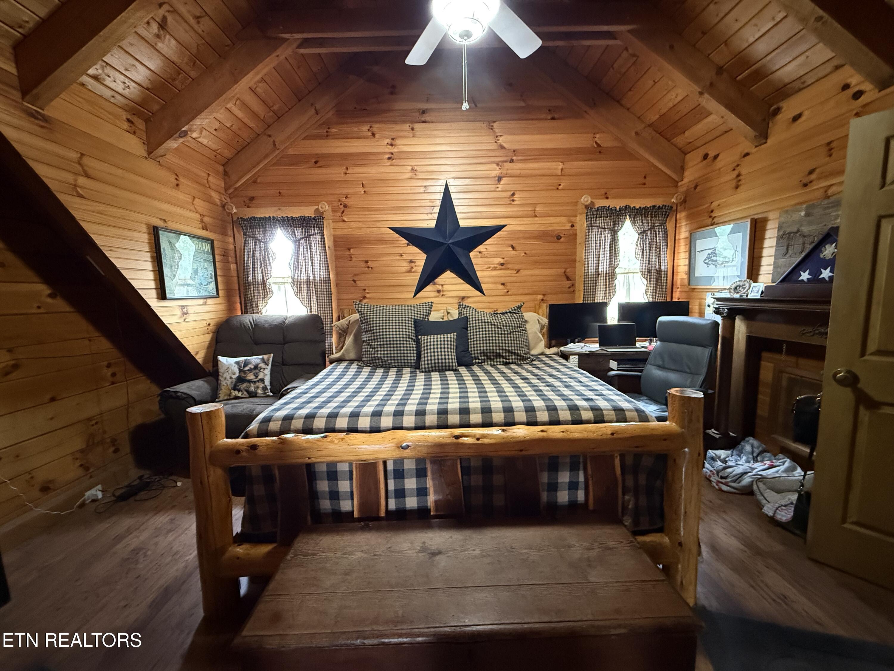 507 Peacock Way Parrottsville TN 37843