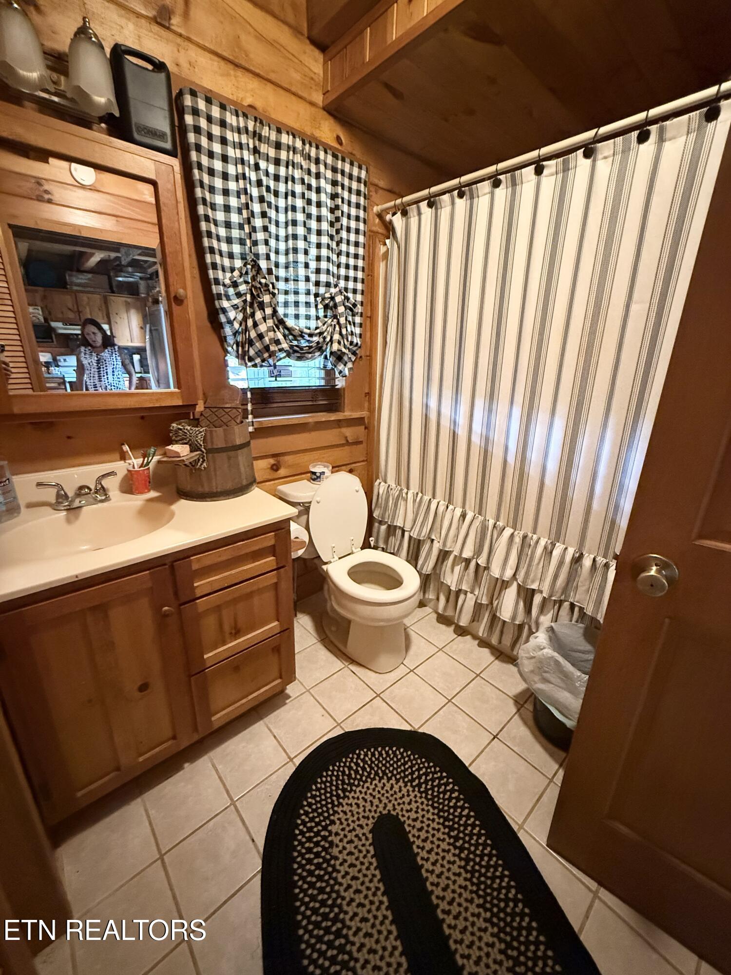 507 Peacock Way Parrottsville TN 37843