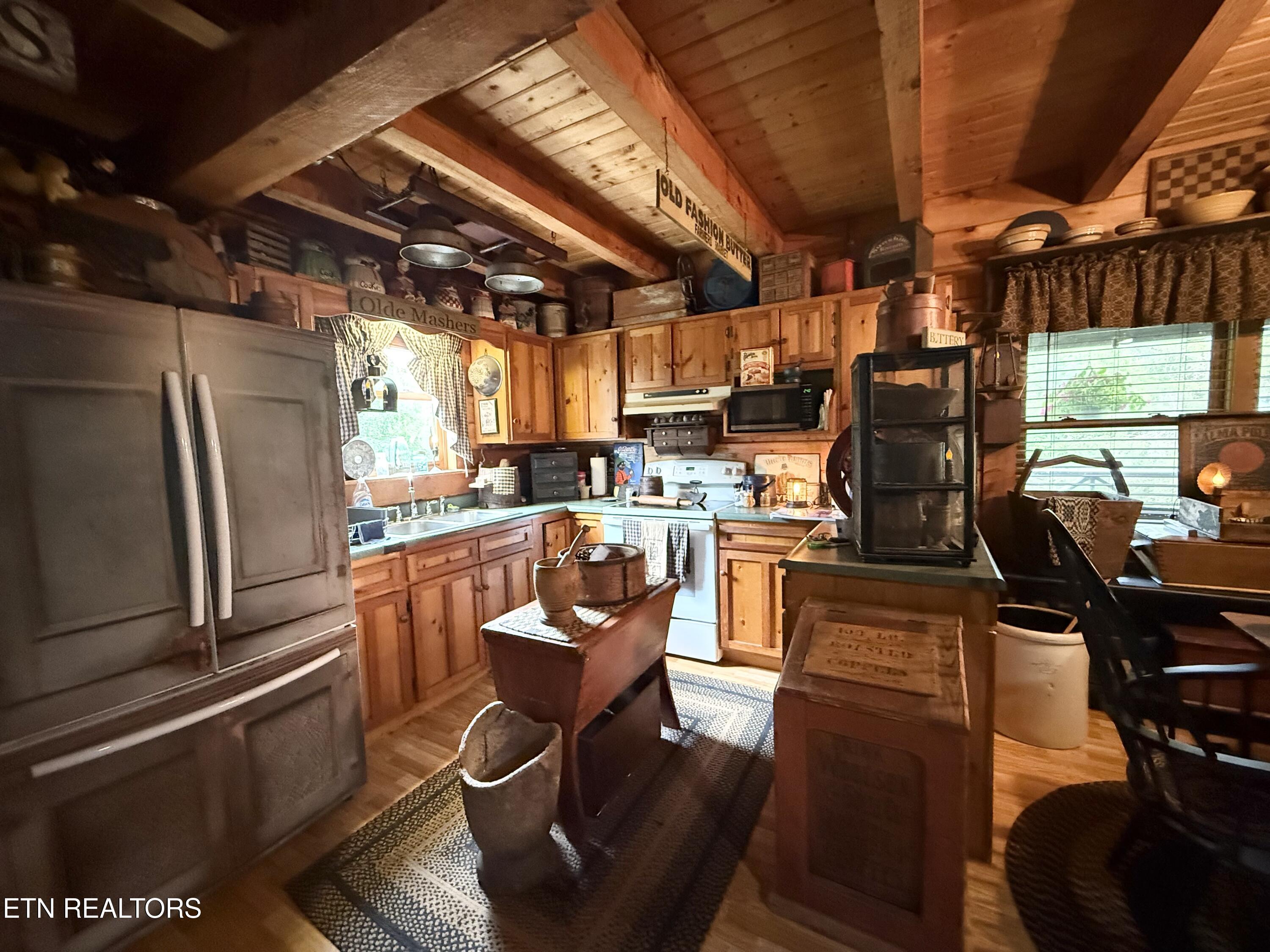 507 Peacock Way Parrottsville TN 37843