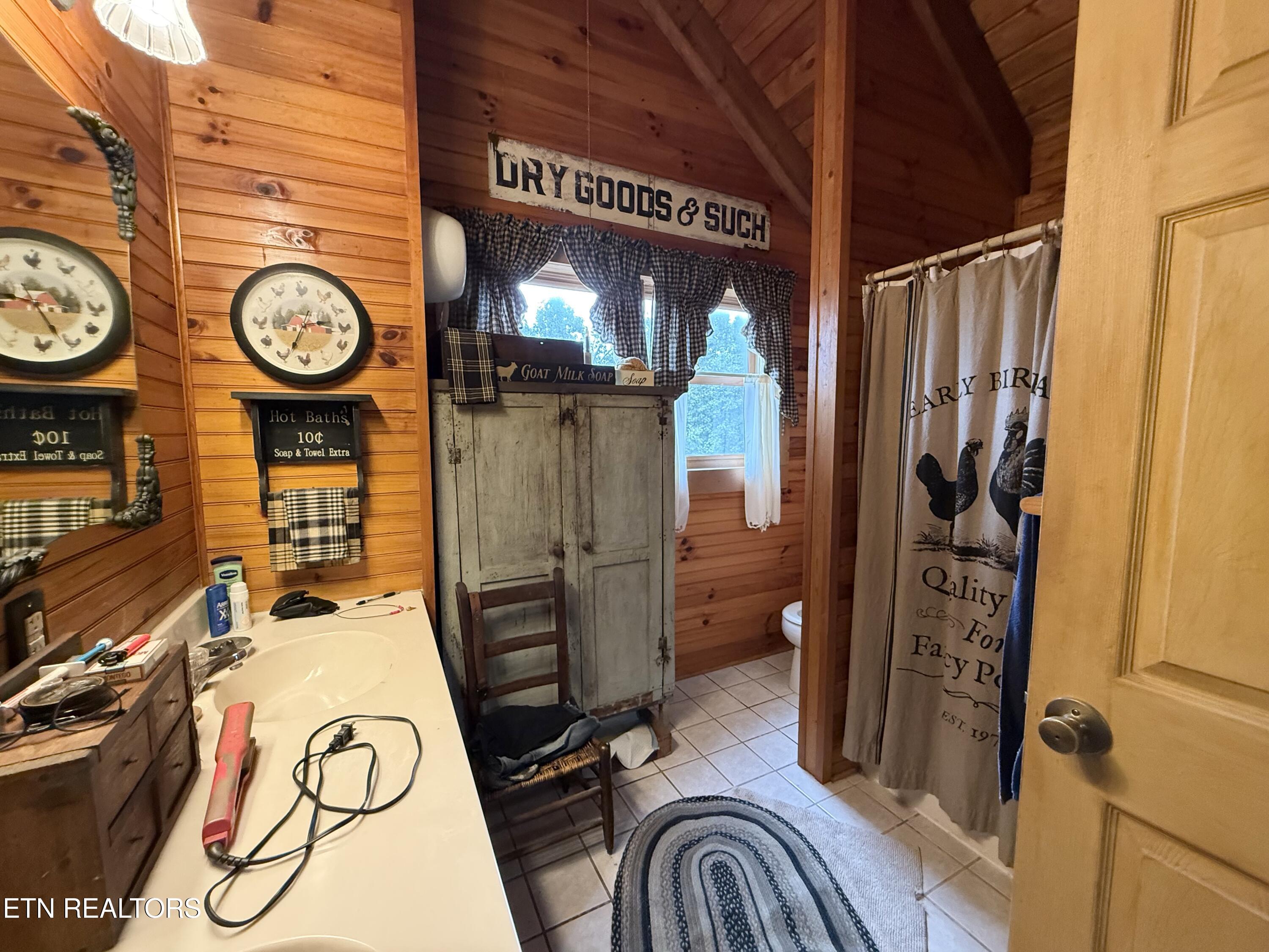 507 Peacock Way Parrottsville TN 37843