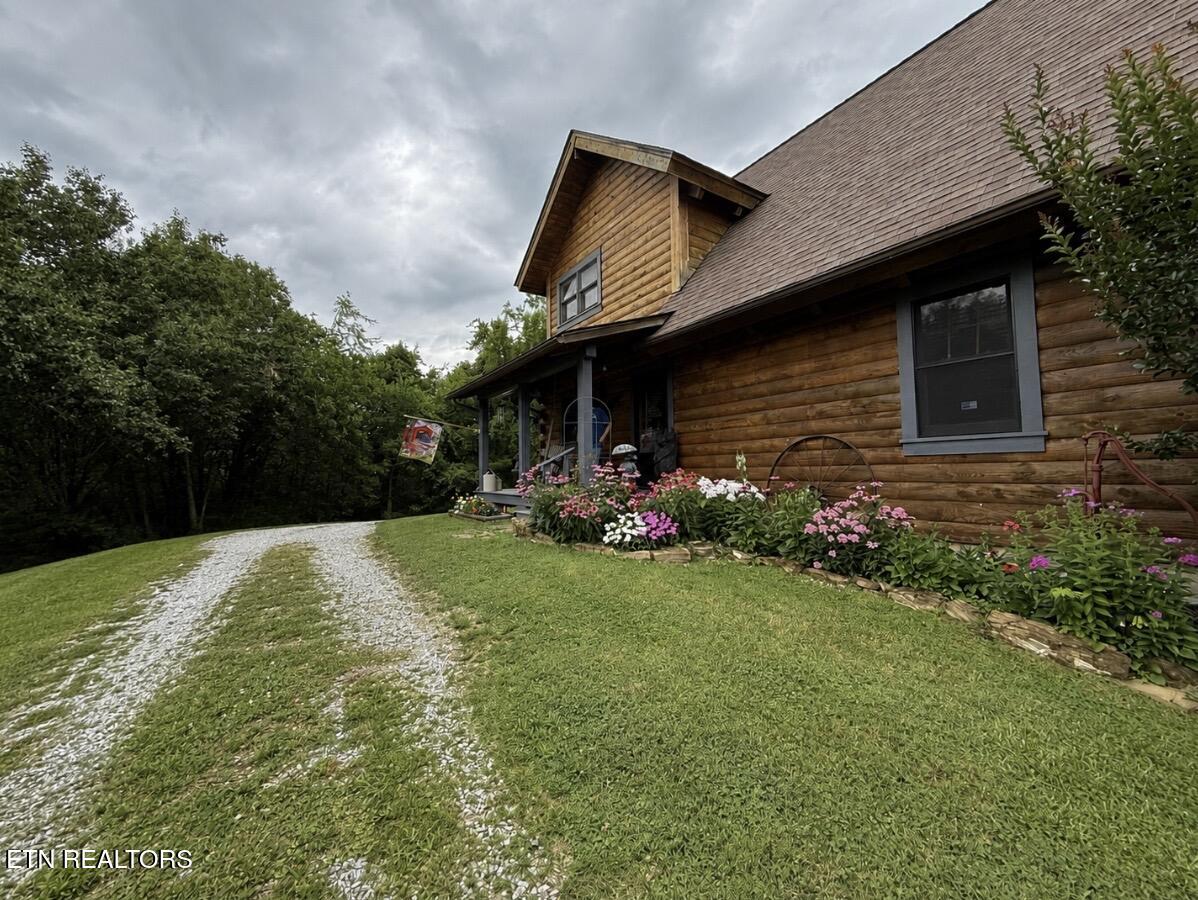 507 Peacock Way Parrottsville TN 37843