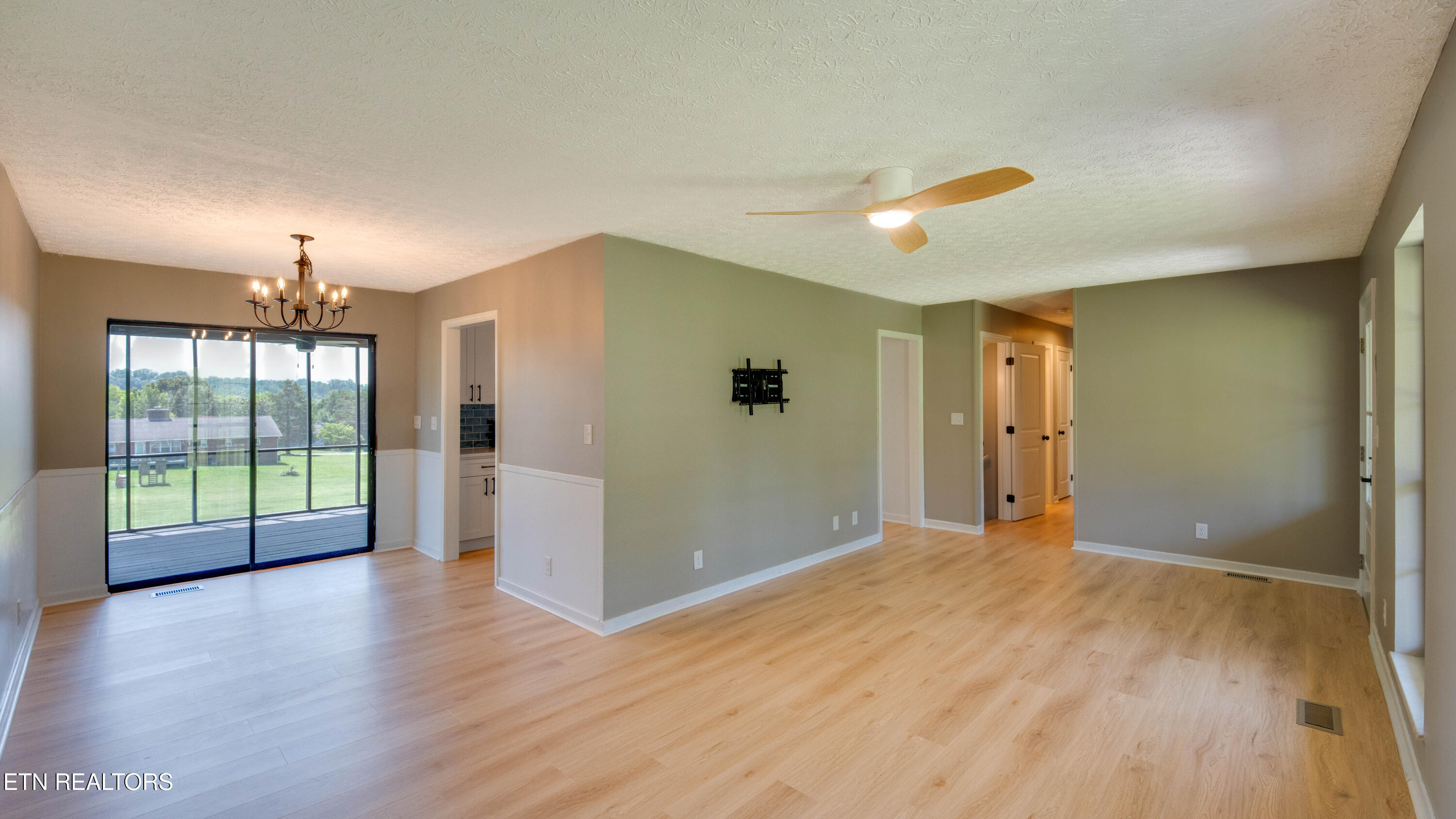 1807 Oakmont Circle Louisville TN 37777