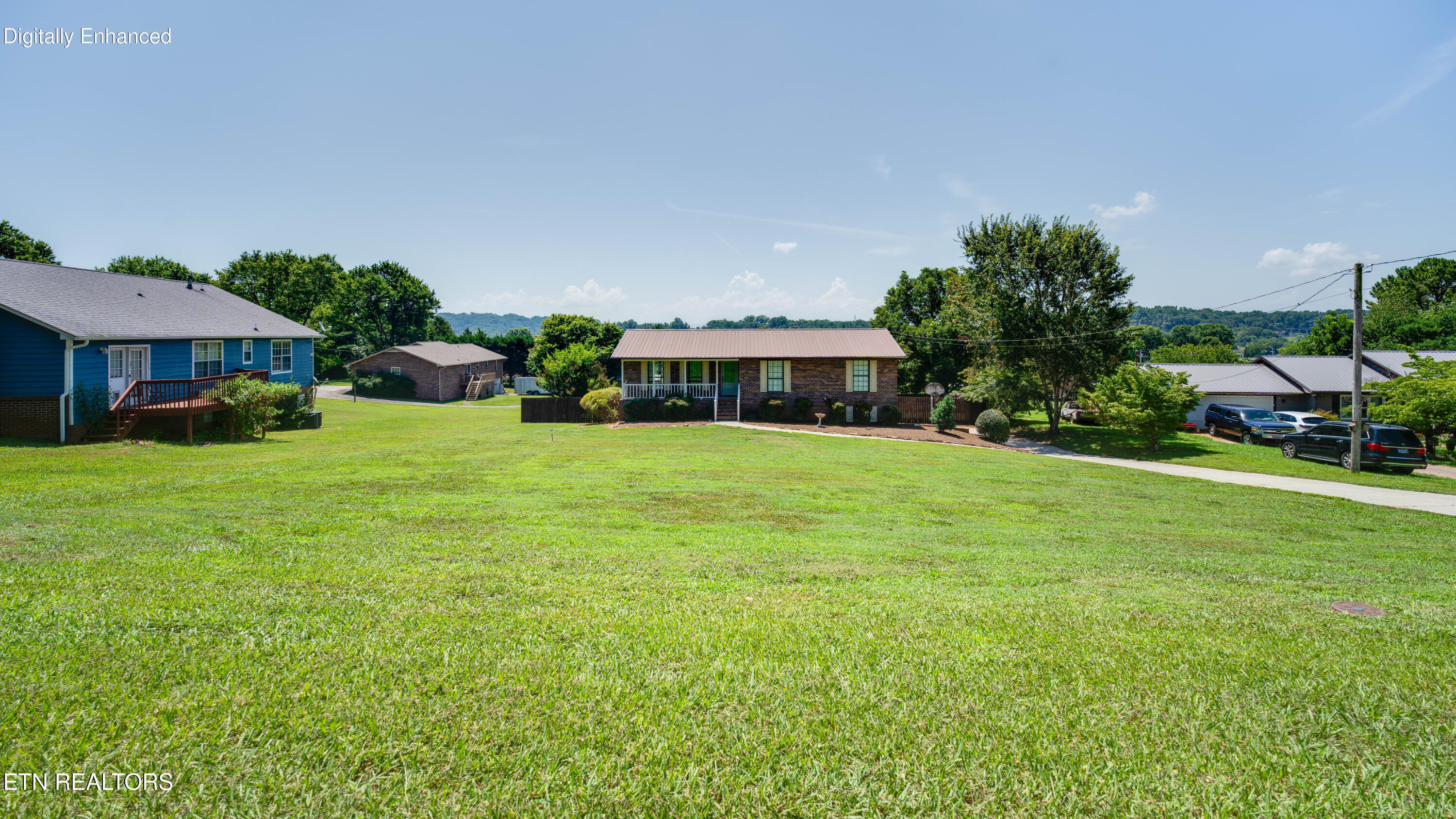1807 Oakmont Circle Louisville TN 37777