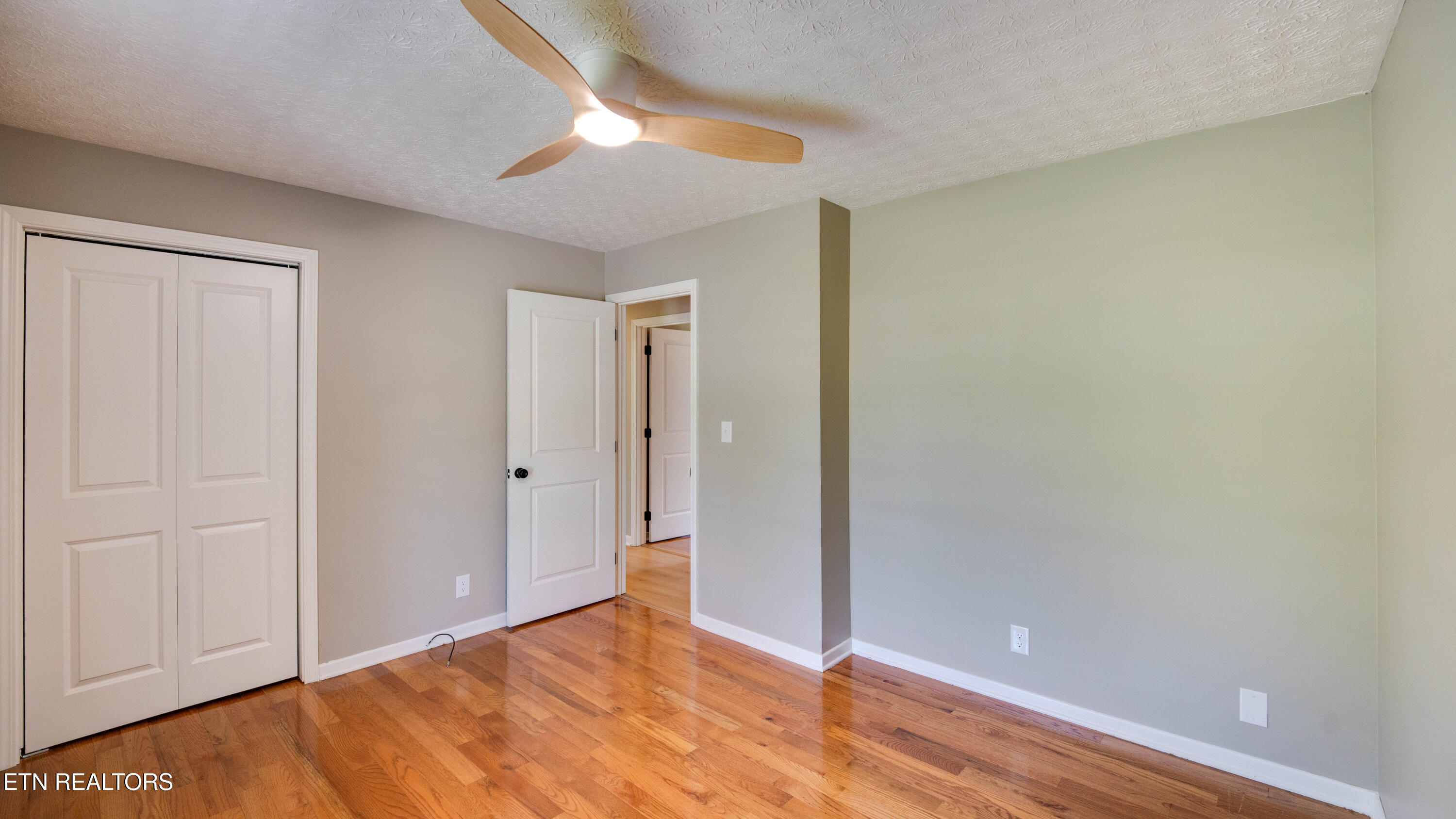 1807 Oakmont Circle Louisville TN 37777