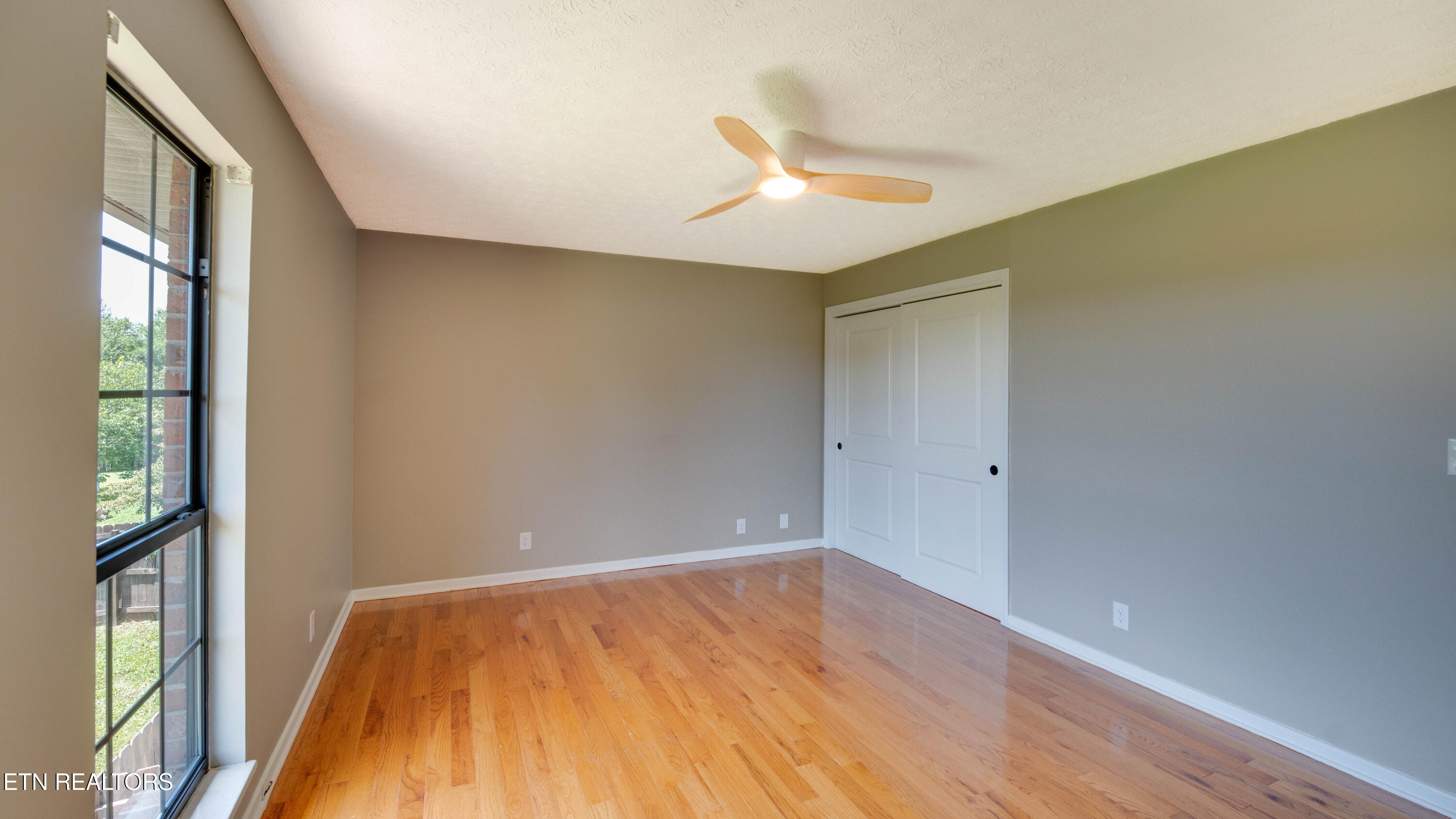 1807 Oakmont Circle Louisville TN 37777