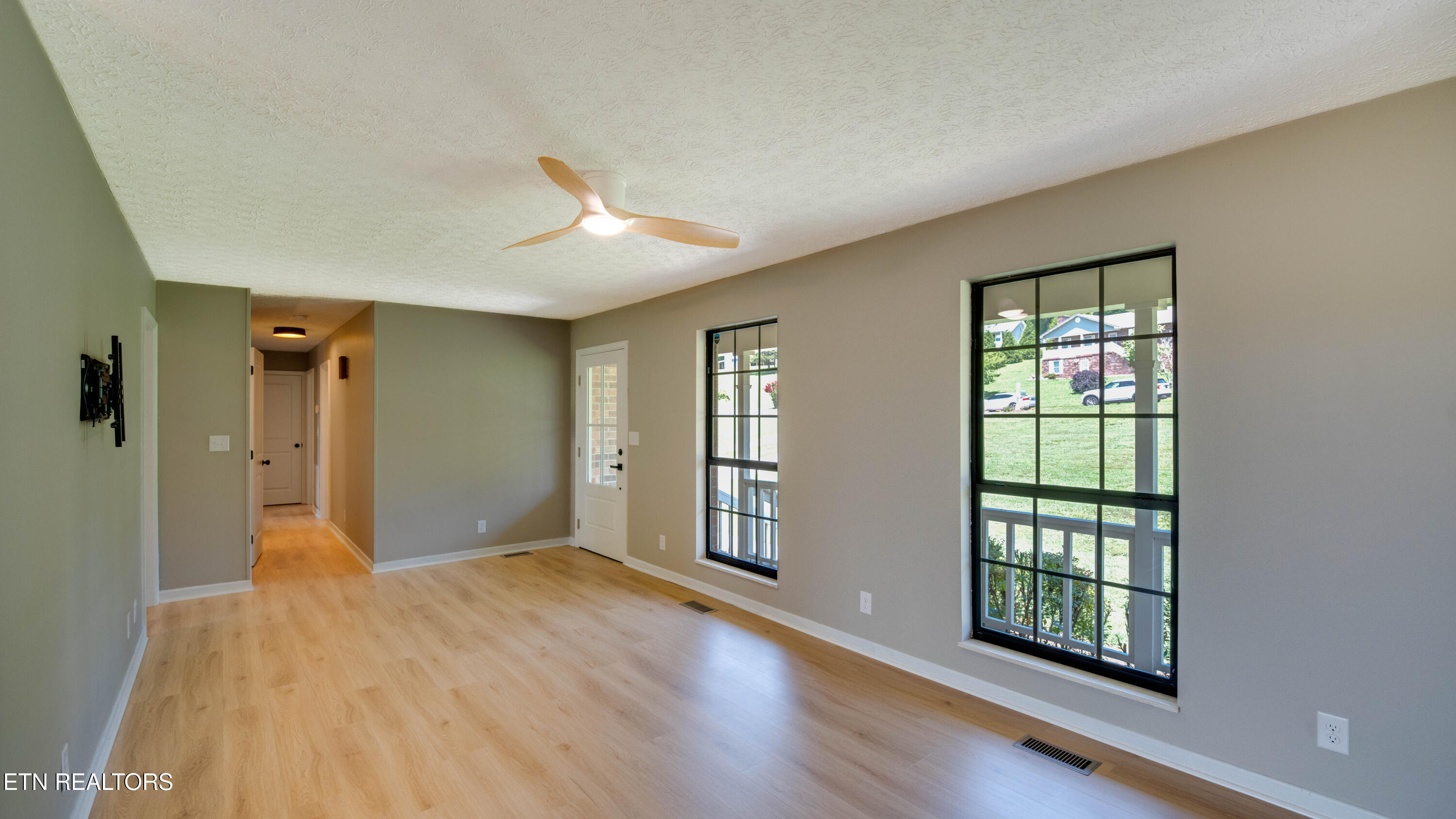 1807 Oakmont Circle Louisville TN 37777