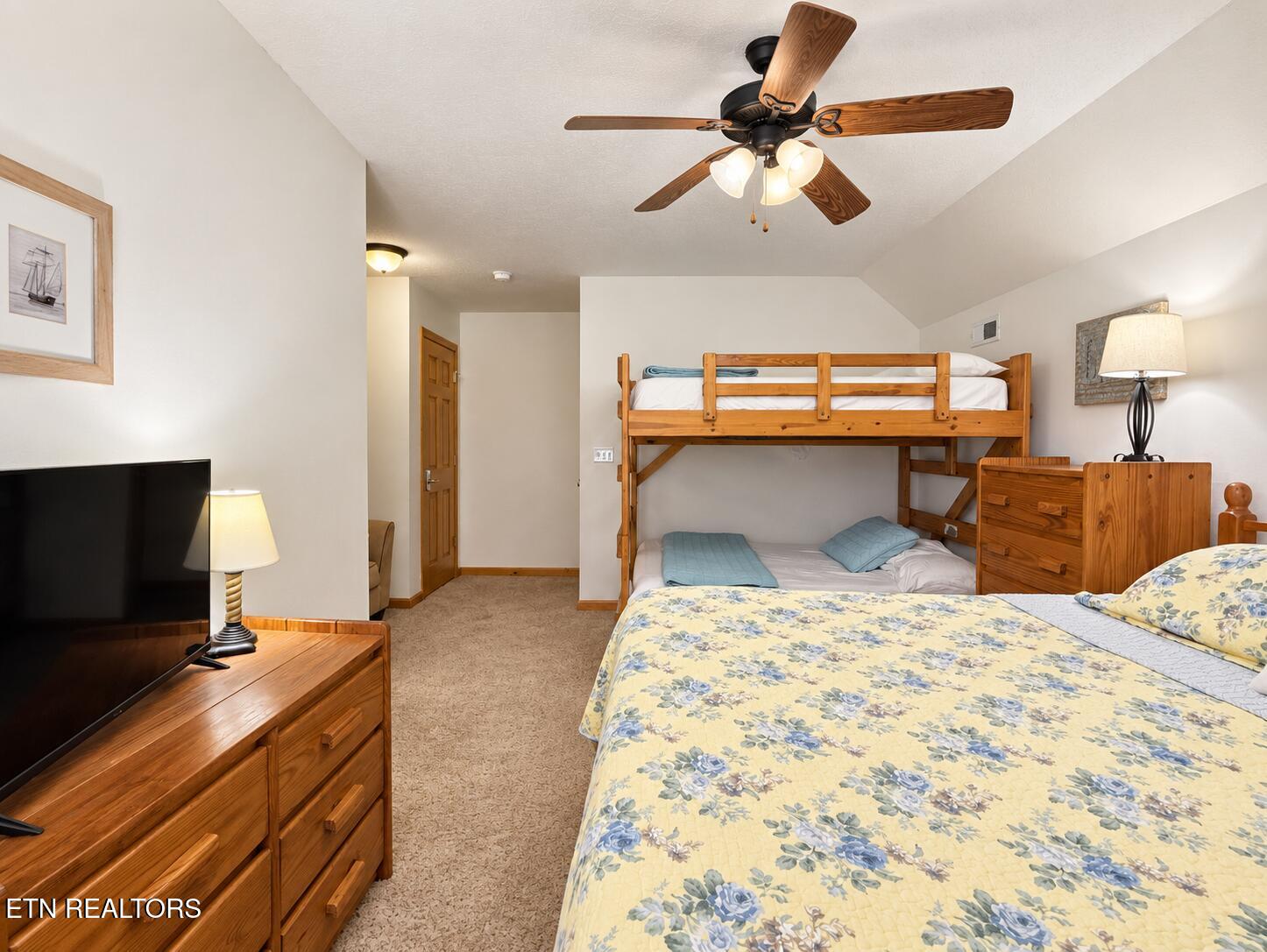 129 Bridgeview Lane Lafollette TN 37766