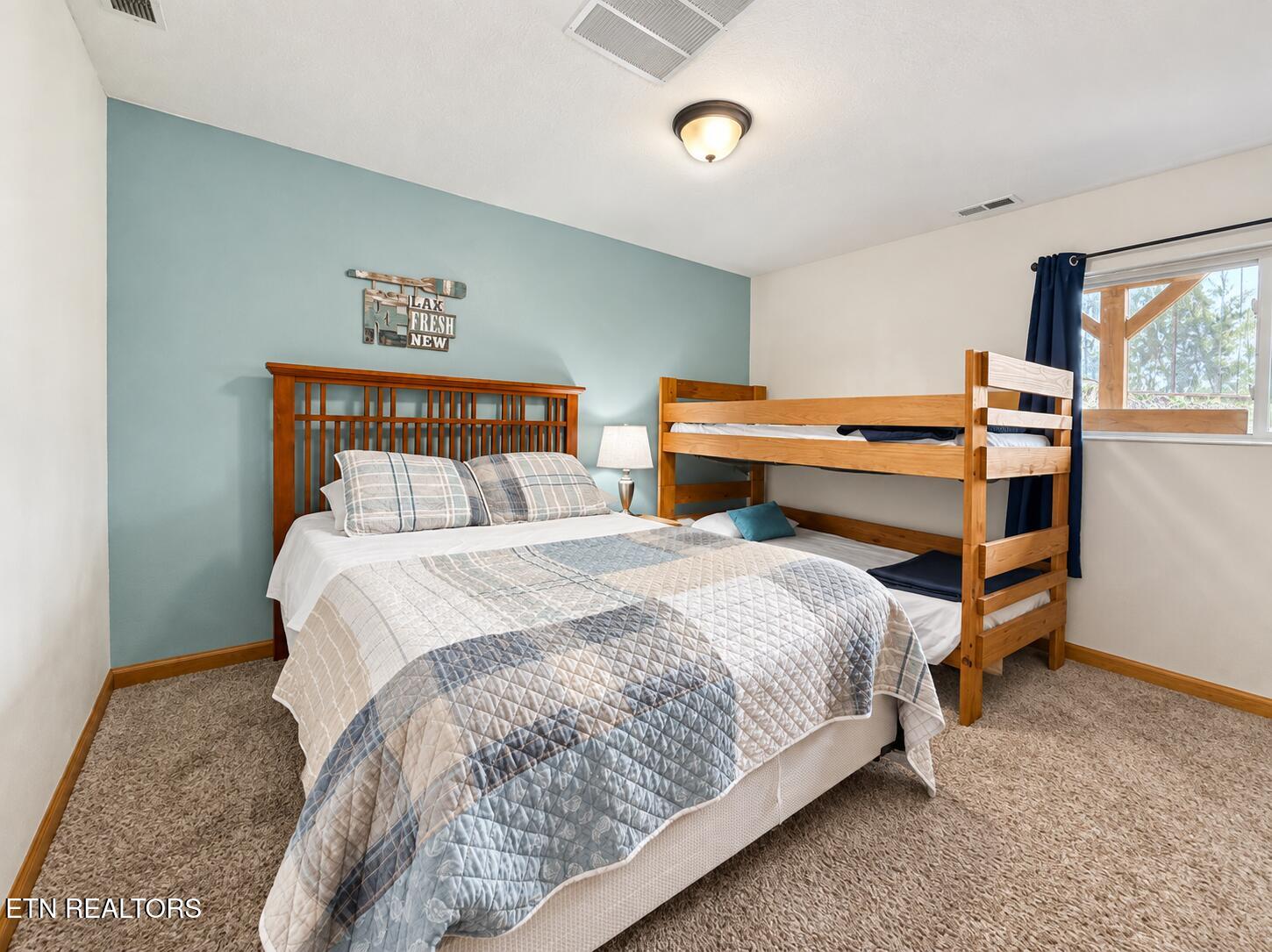 129 Bridgeview Lane Lafollette TN 37766