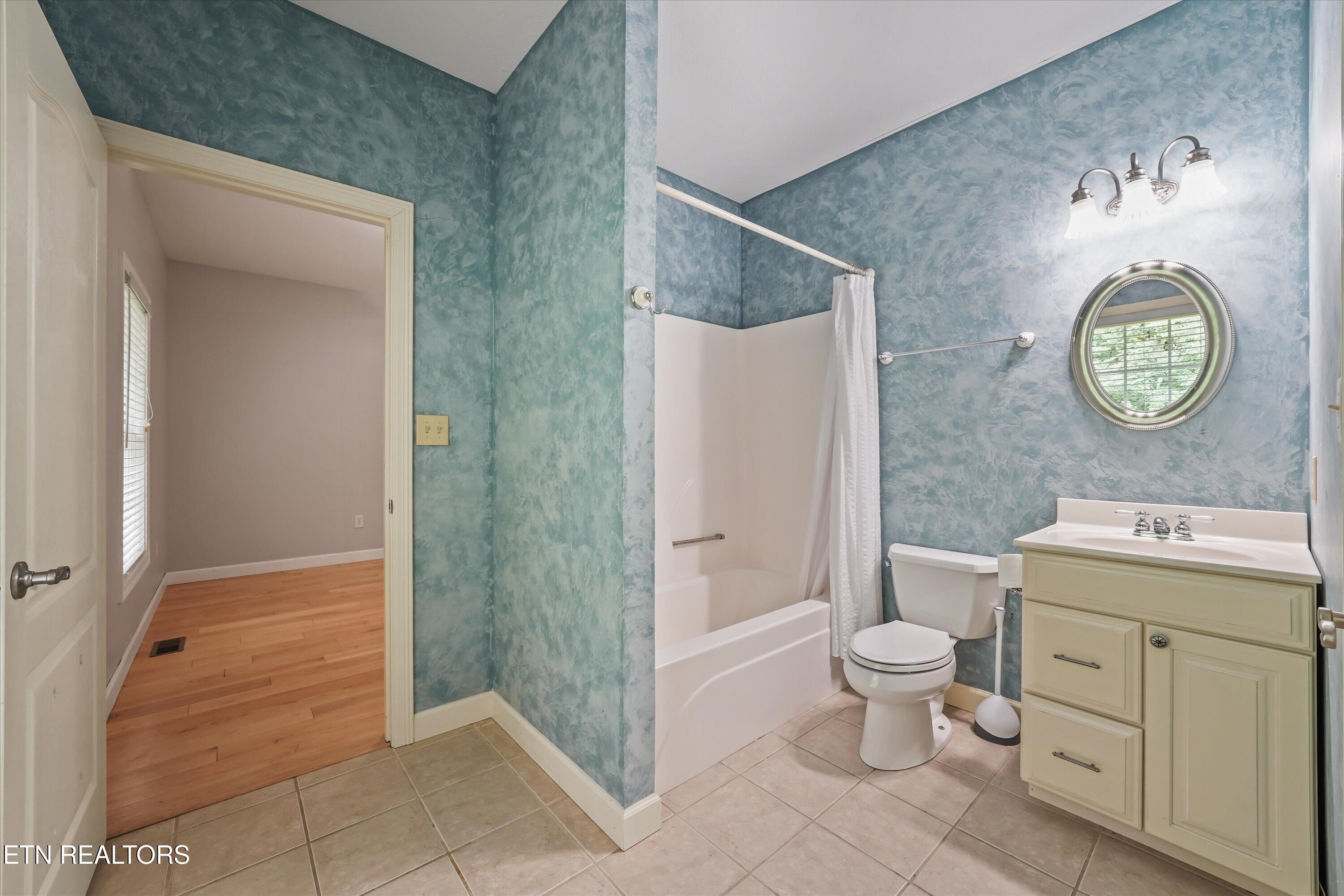 3727 Fox Creek Road Louisville TN 37777