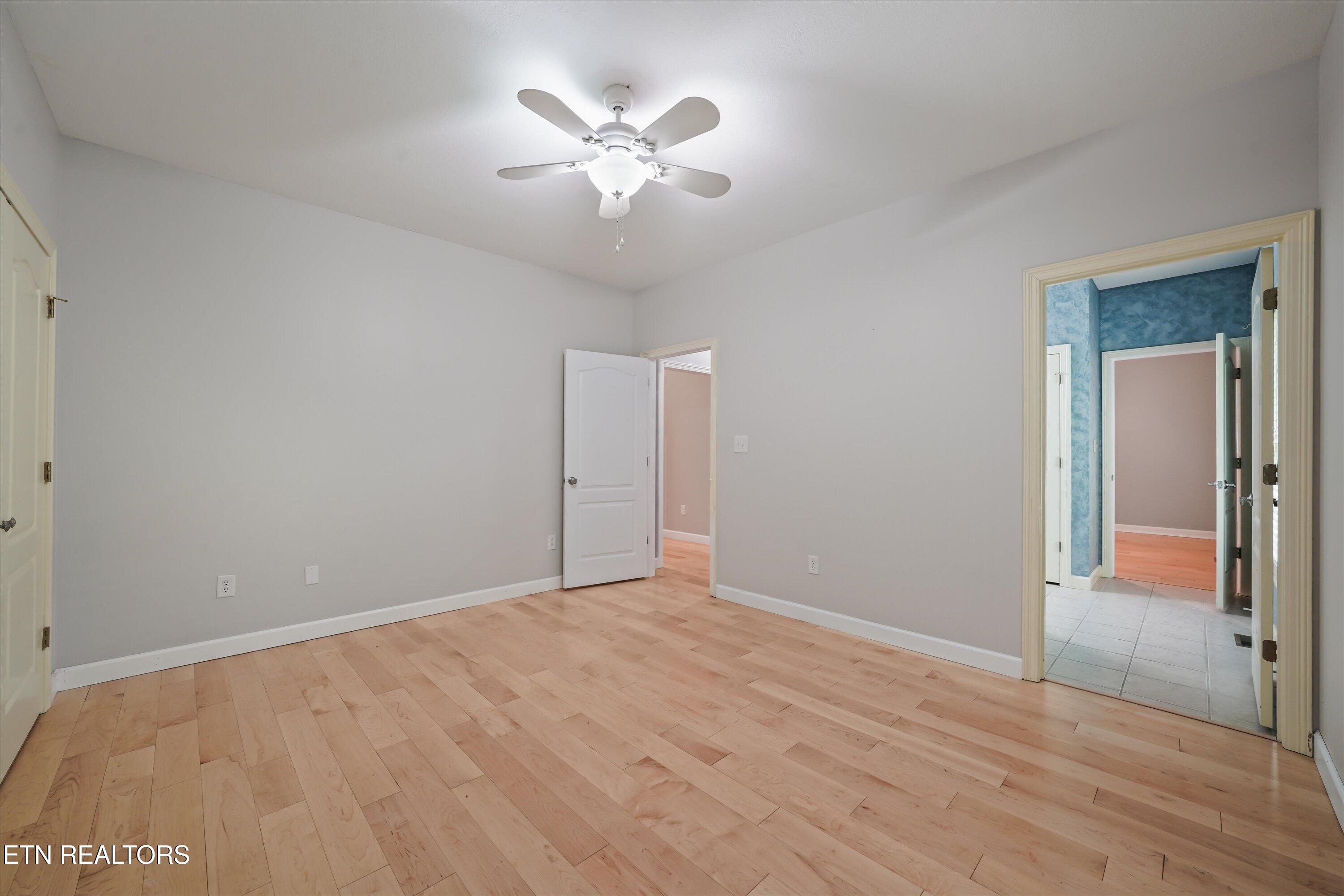 3727 Fox Creek Road Louisville TN 37777