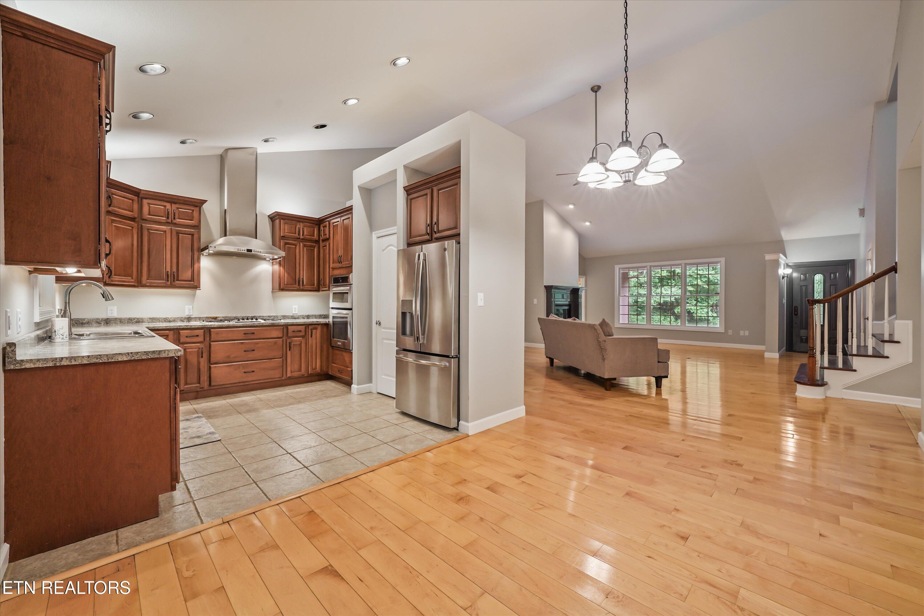 3727 Fox Creek Road Louisville TN 37777