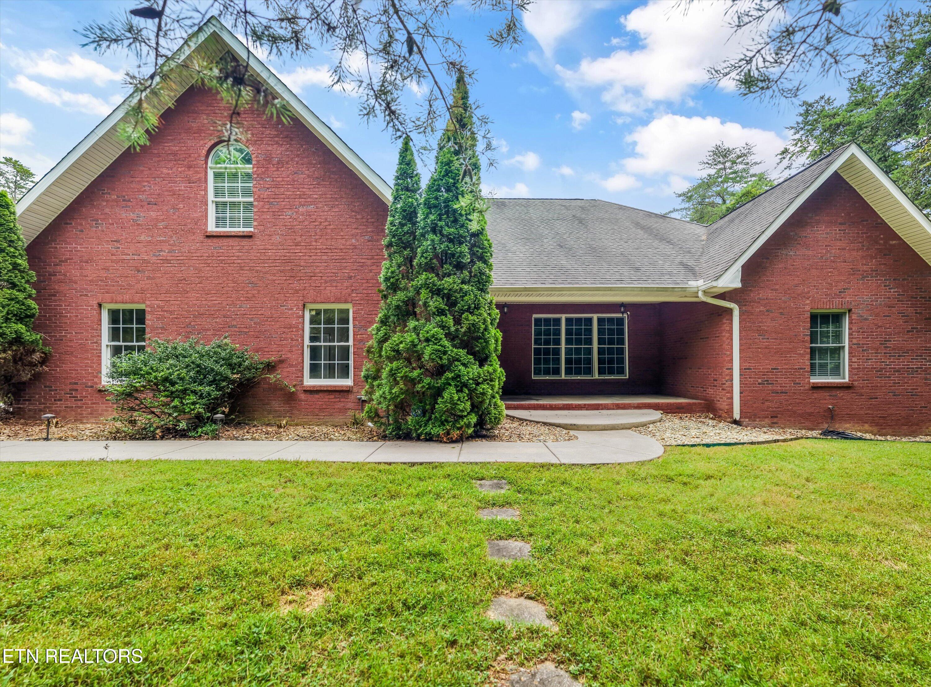 3727 Fox Creek Road Louisville TN 37777