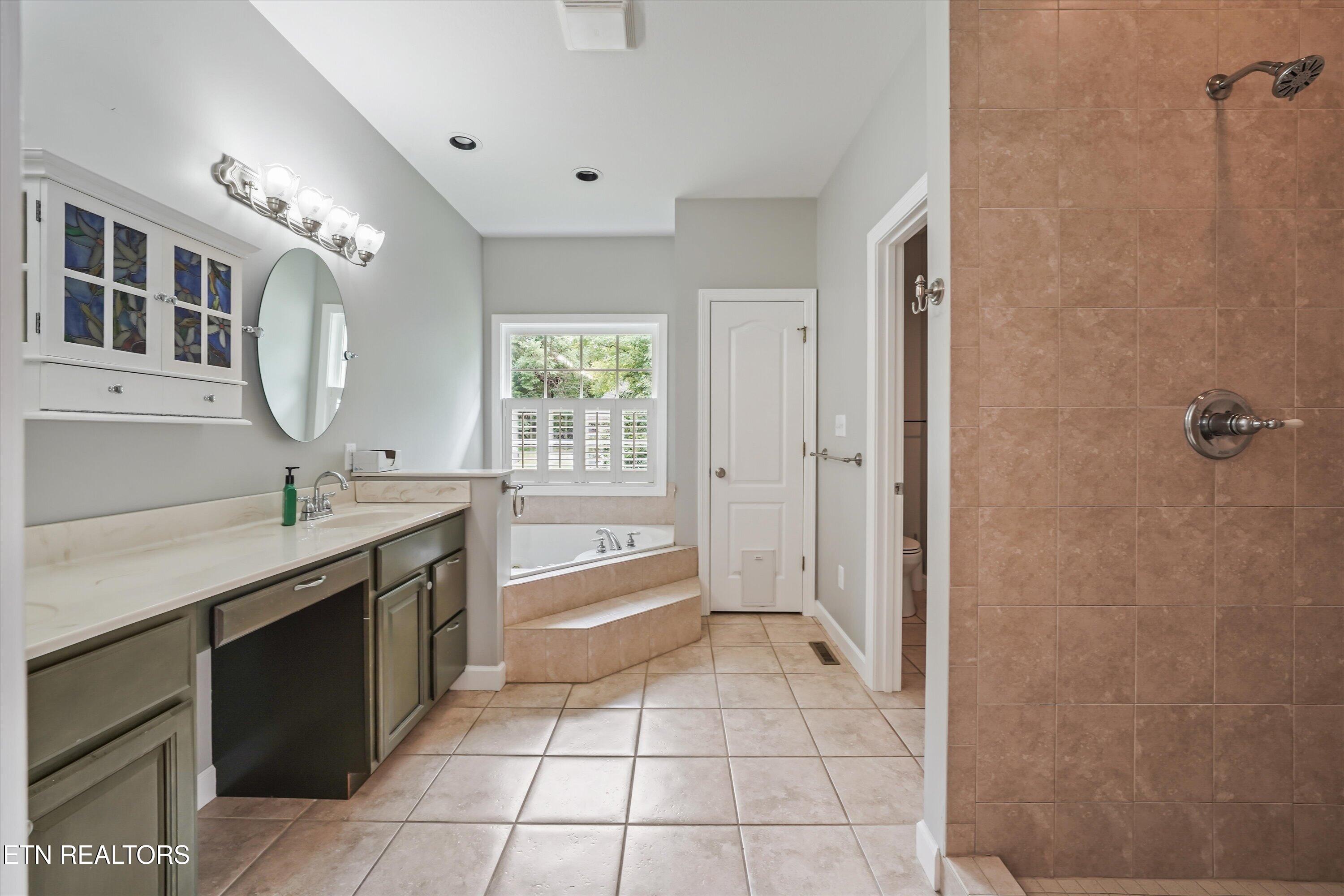 3727 Fox Creek Road Louisville TN 37777
