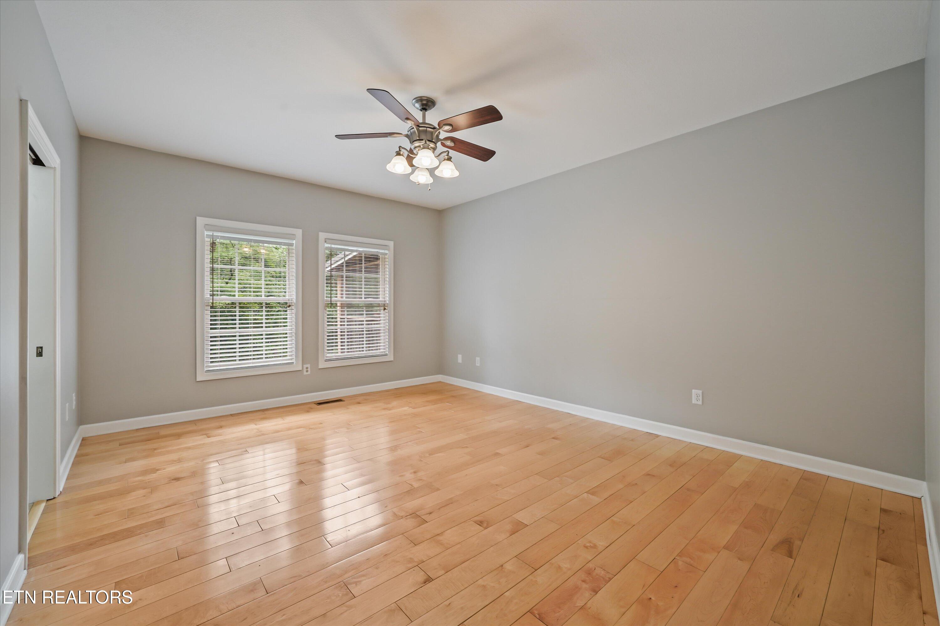 3727 Fox Creek Road Louisville TN 37777
