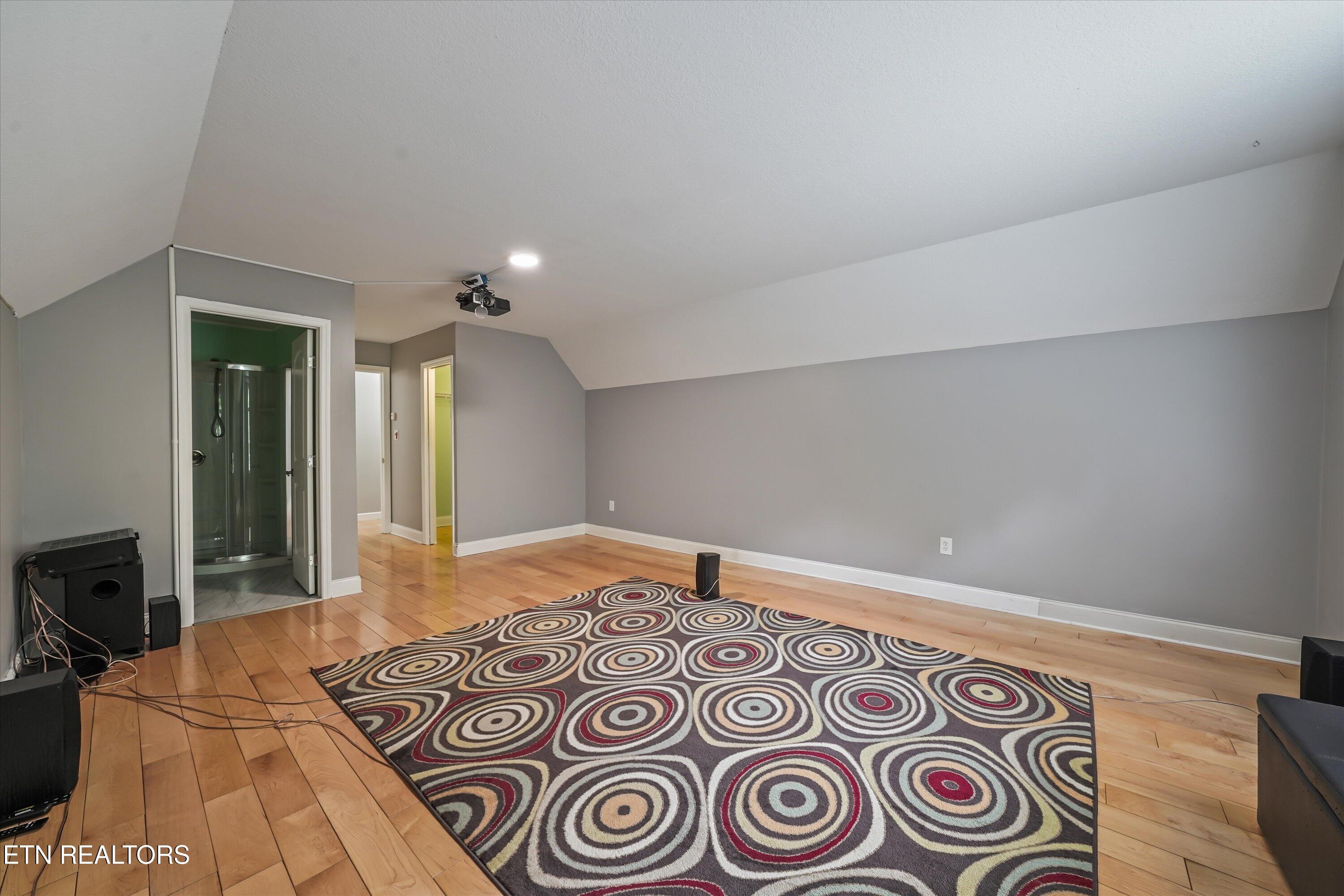 3727 Fox Creek Road Louisville TN 37777