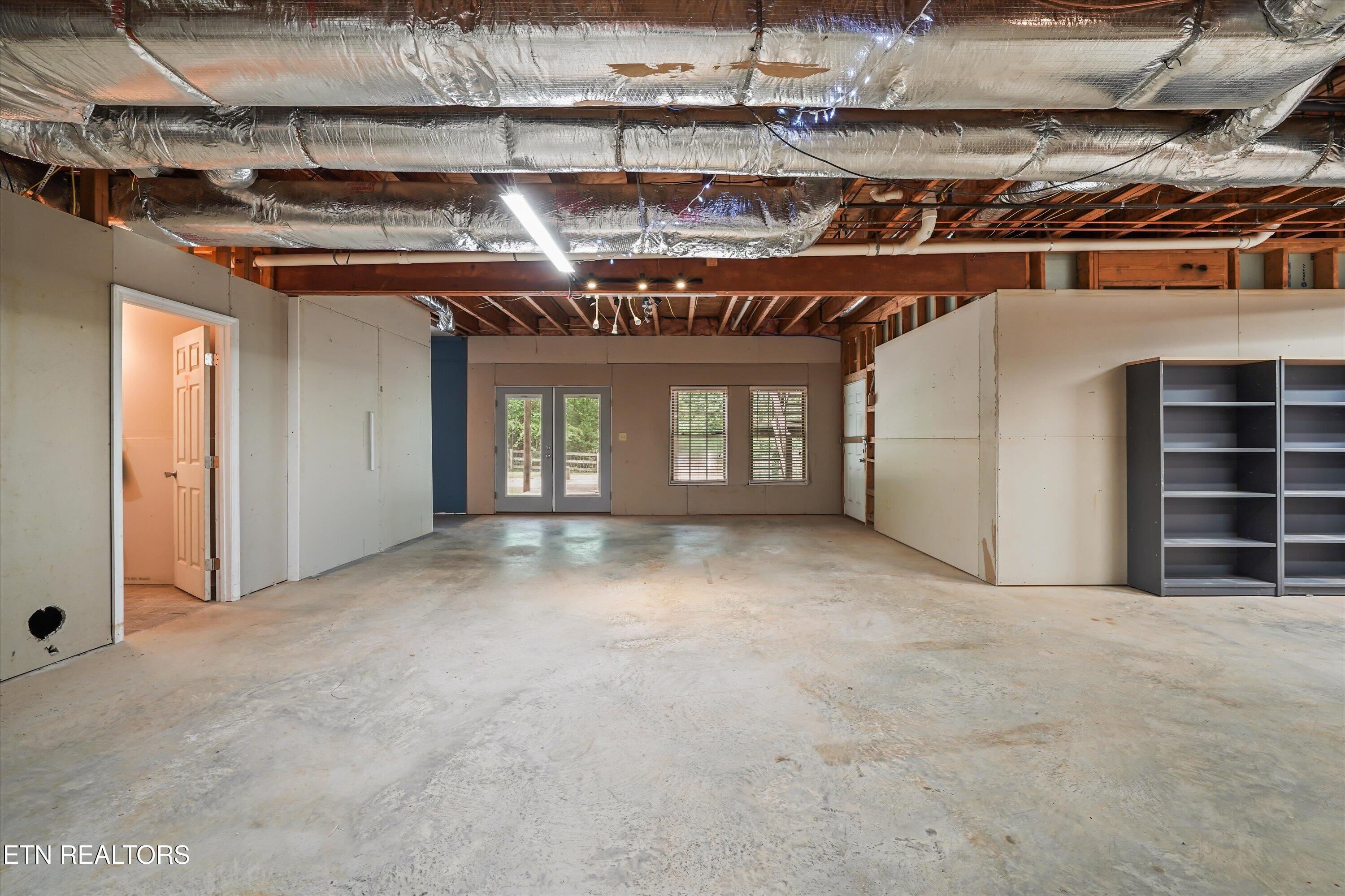 3727 Fox Creek Road Louisville TN 37777