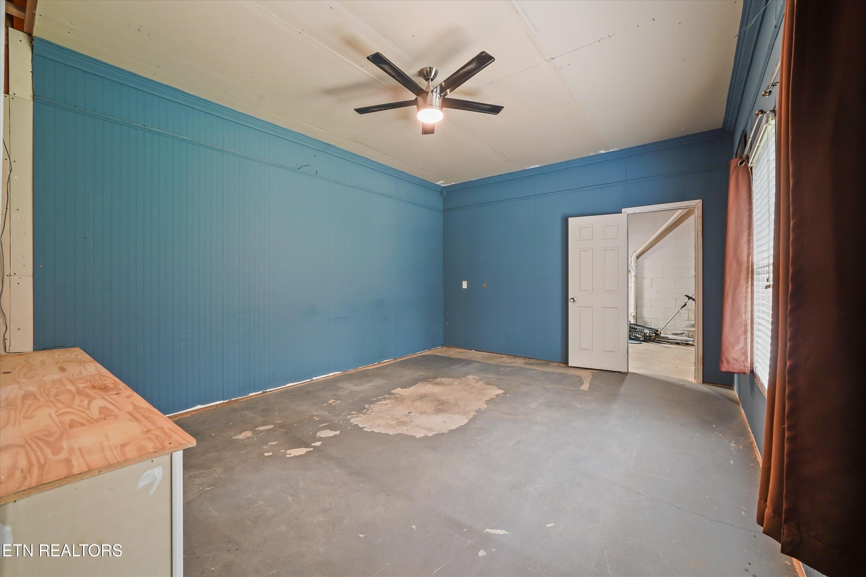 3727 Fox Creek Road Louisville TN 37777