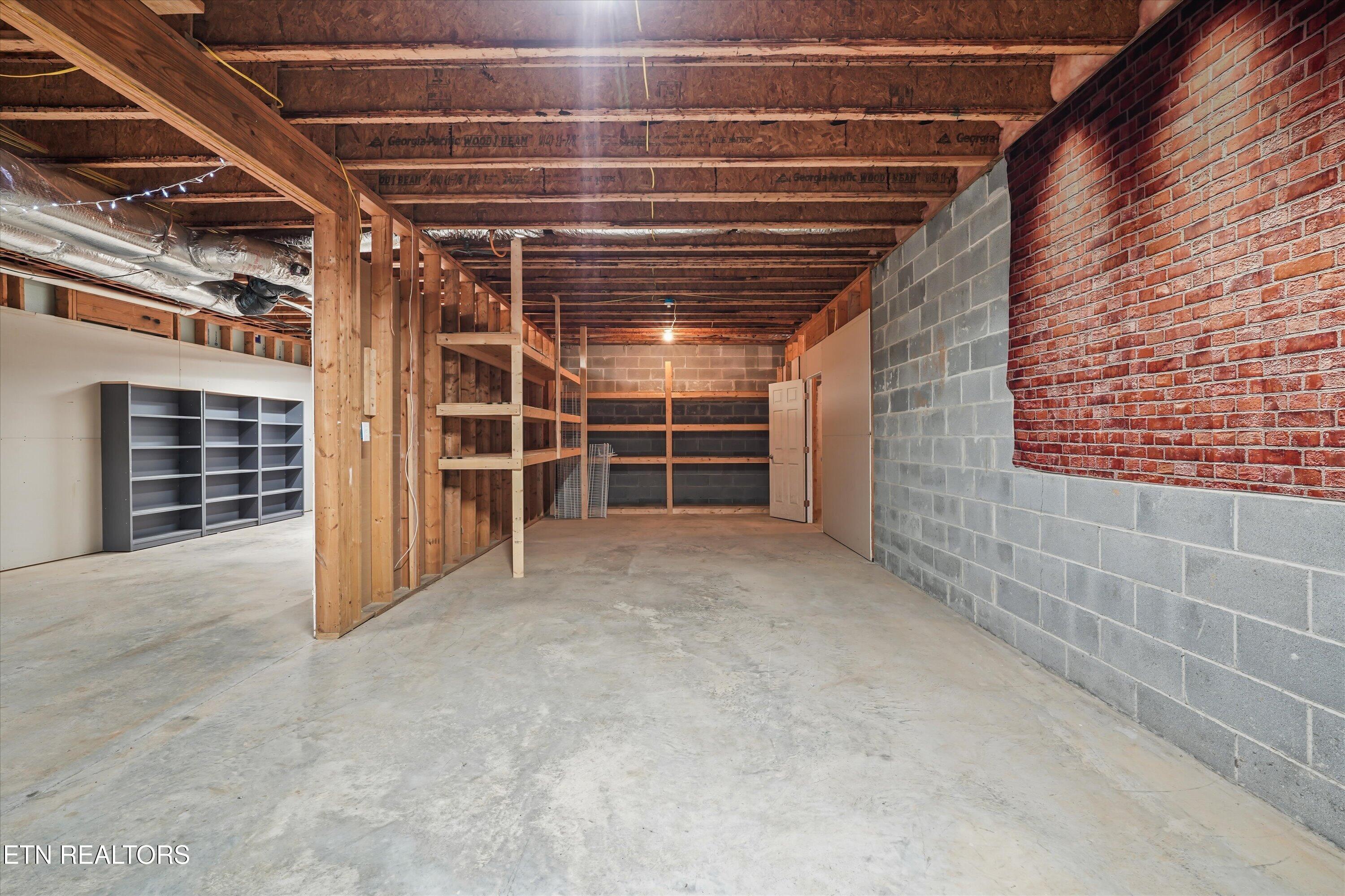 3727 Fox Creek Road Louisville TN 37777